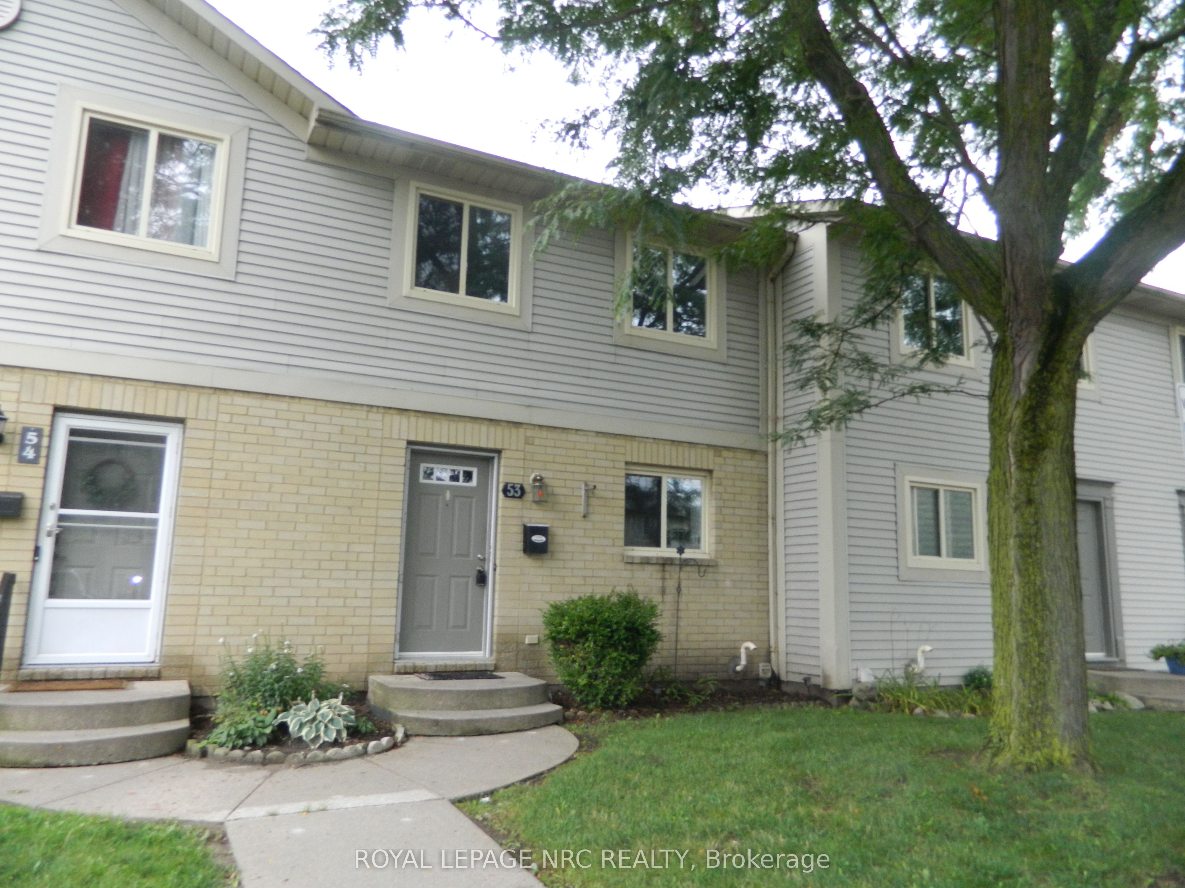 65 Dorchester Boulevard 53 Property Photo 1