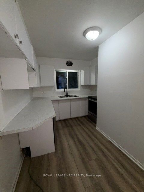 65 Dorchester Boulevard 53 Property Photo 4