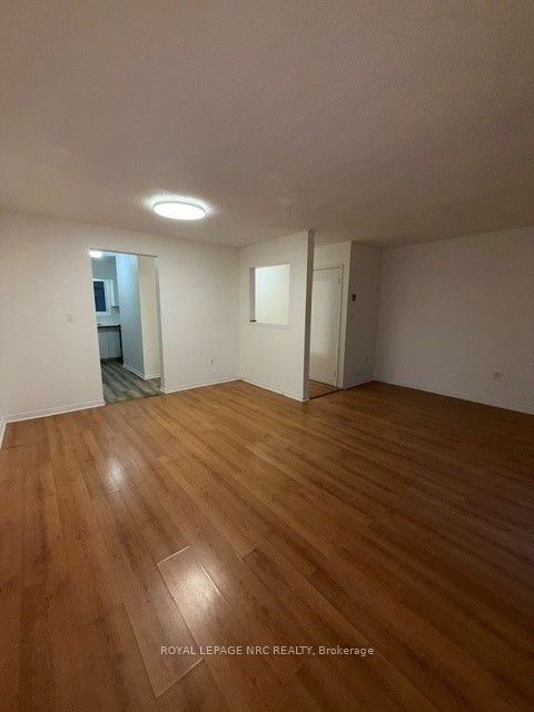 65 Dorchester Boulevard 53 Property Photo 8