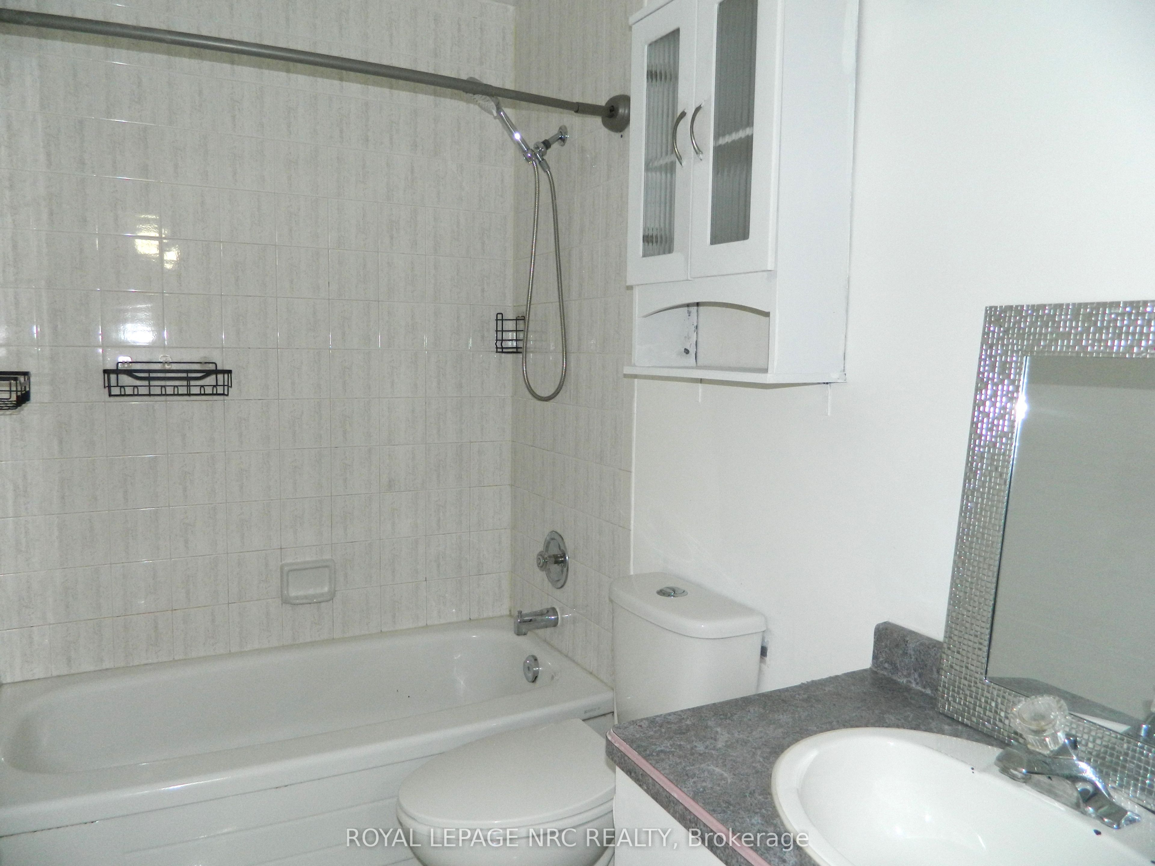 65 Dorchester Boulevard 53 Property Photo 15