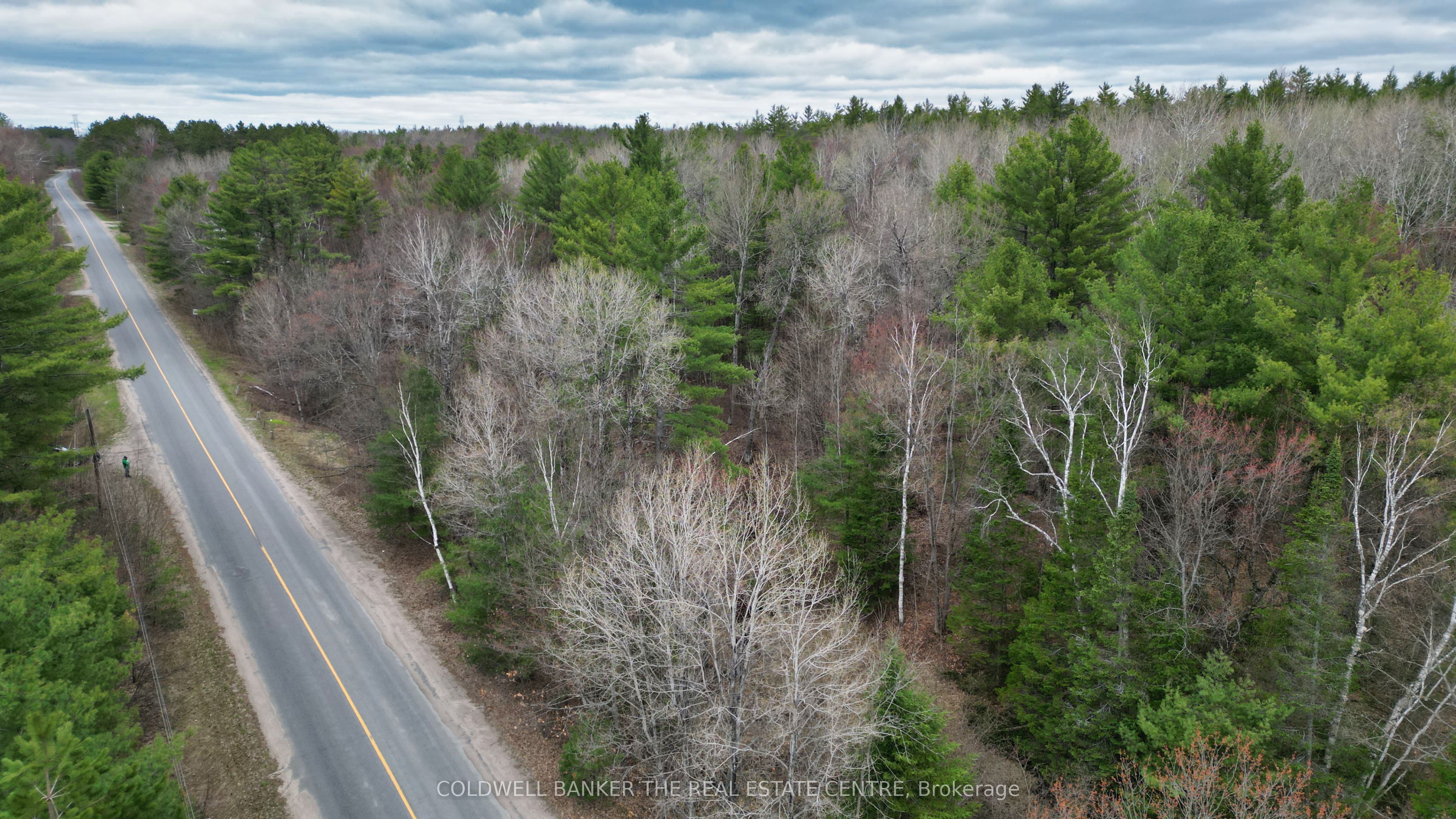 2493 Housey's Rapids Road Property Photo 8