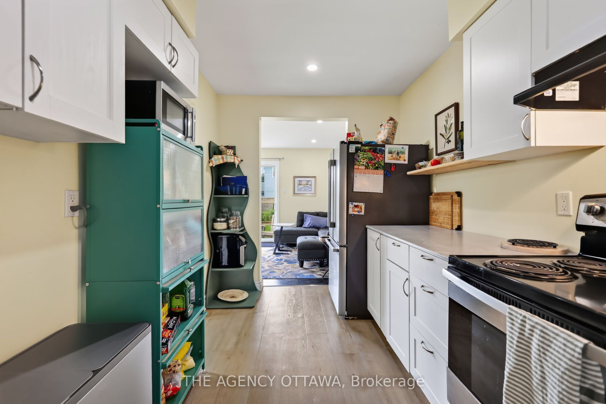 1775 Stonehenge Crescent Property Photo 10