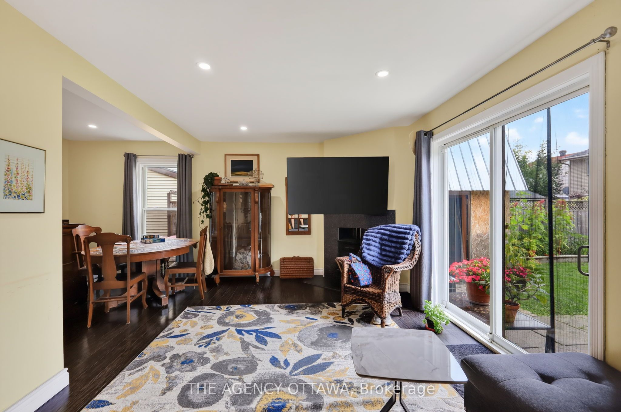 1775 Stonehenge Crescent Property Photo 17