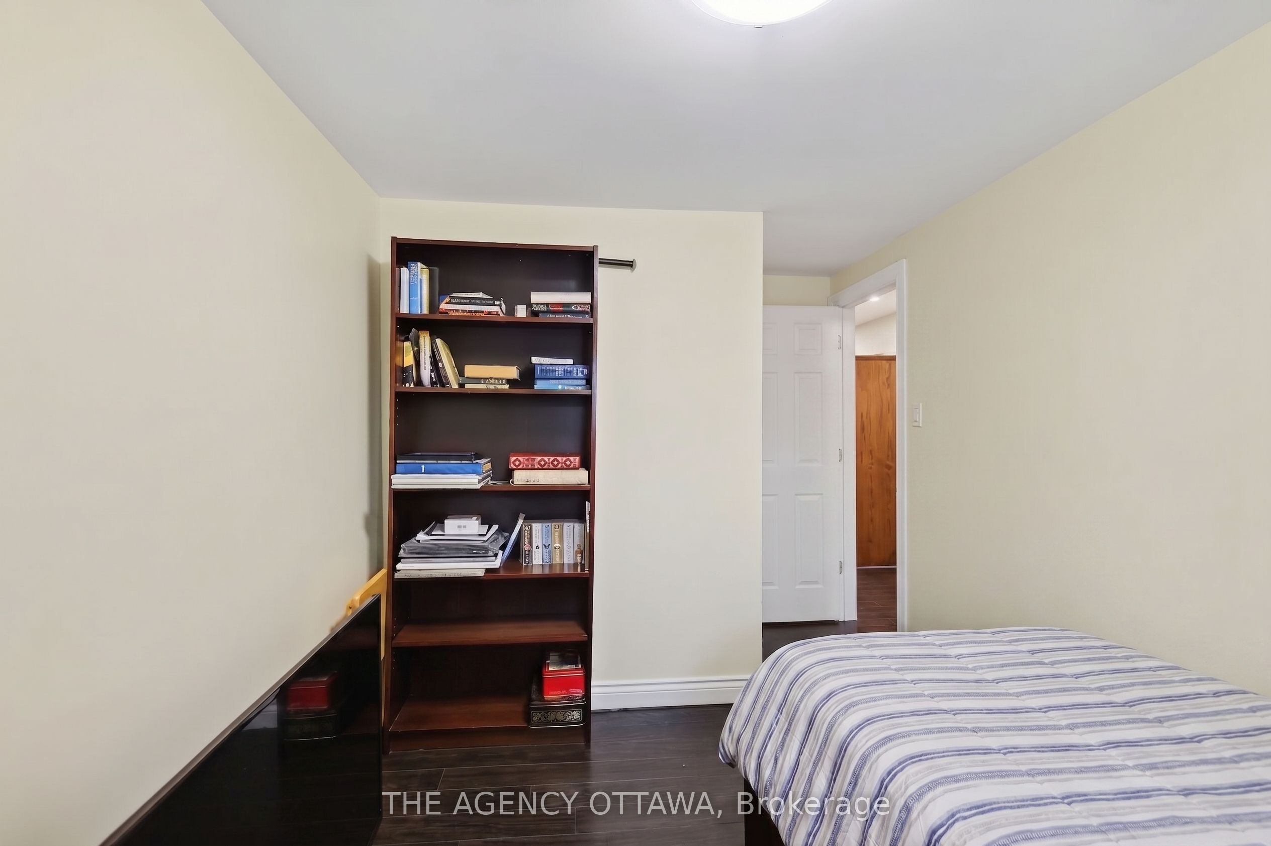 1775 Stonehenge Crescent Property Photo 29