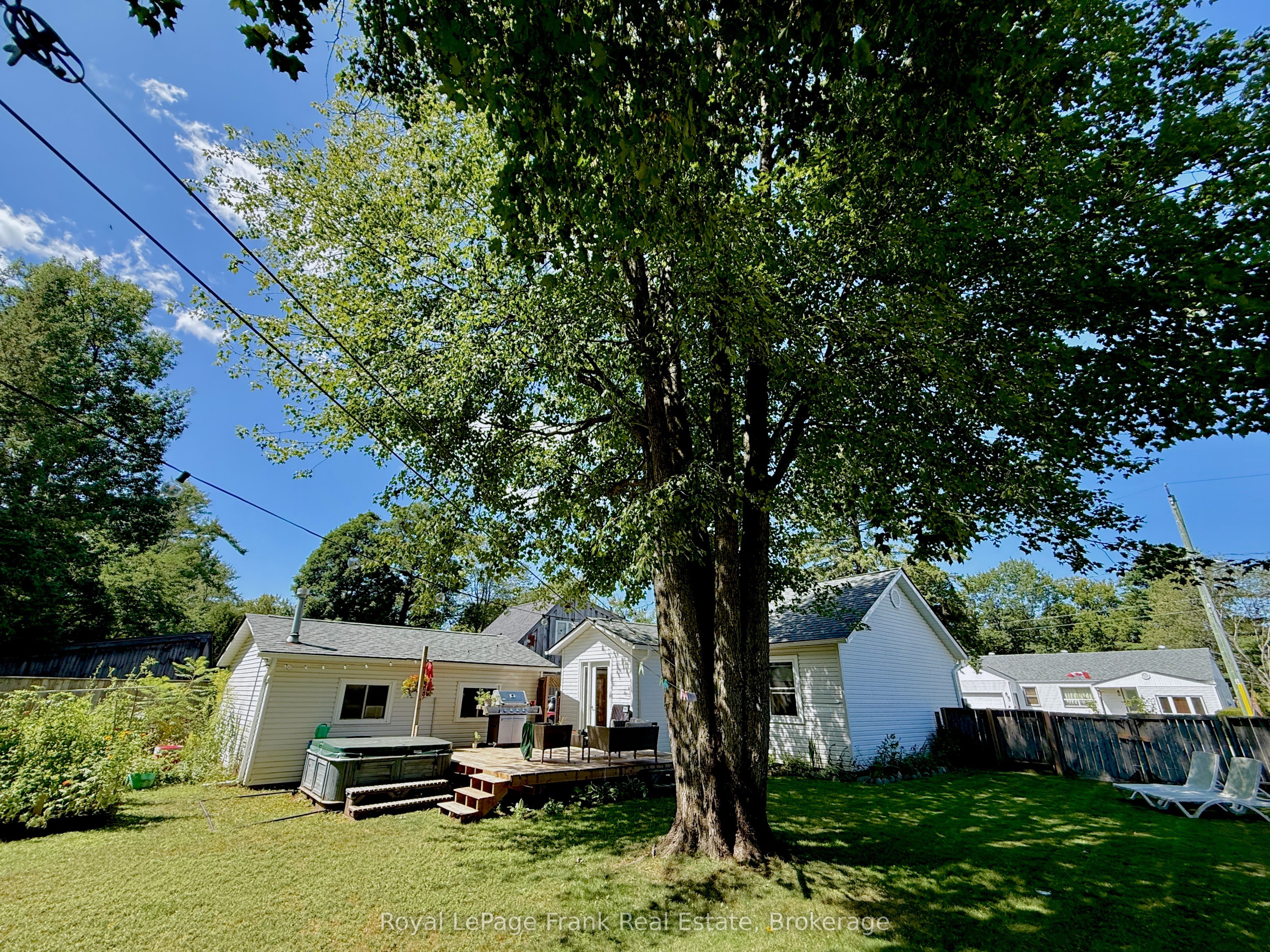 235 Kingswood Drive Property Photo 33