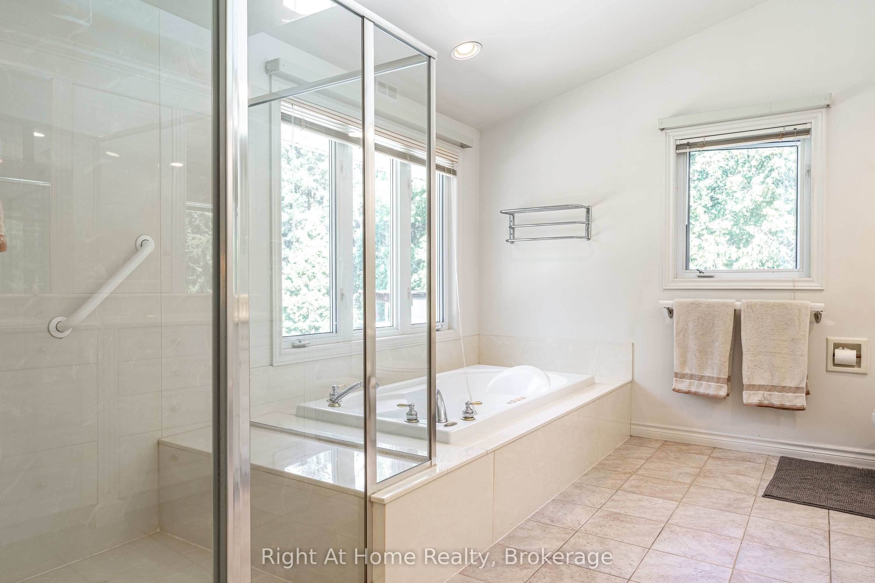 2880 Forest Road Property Photo 19