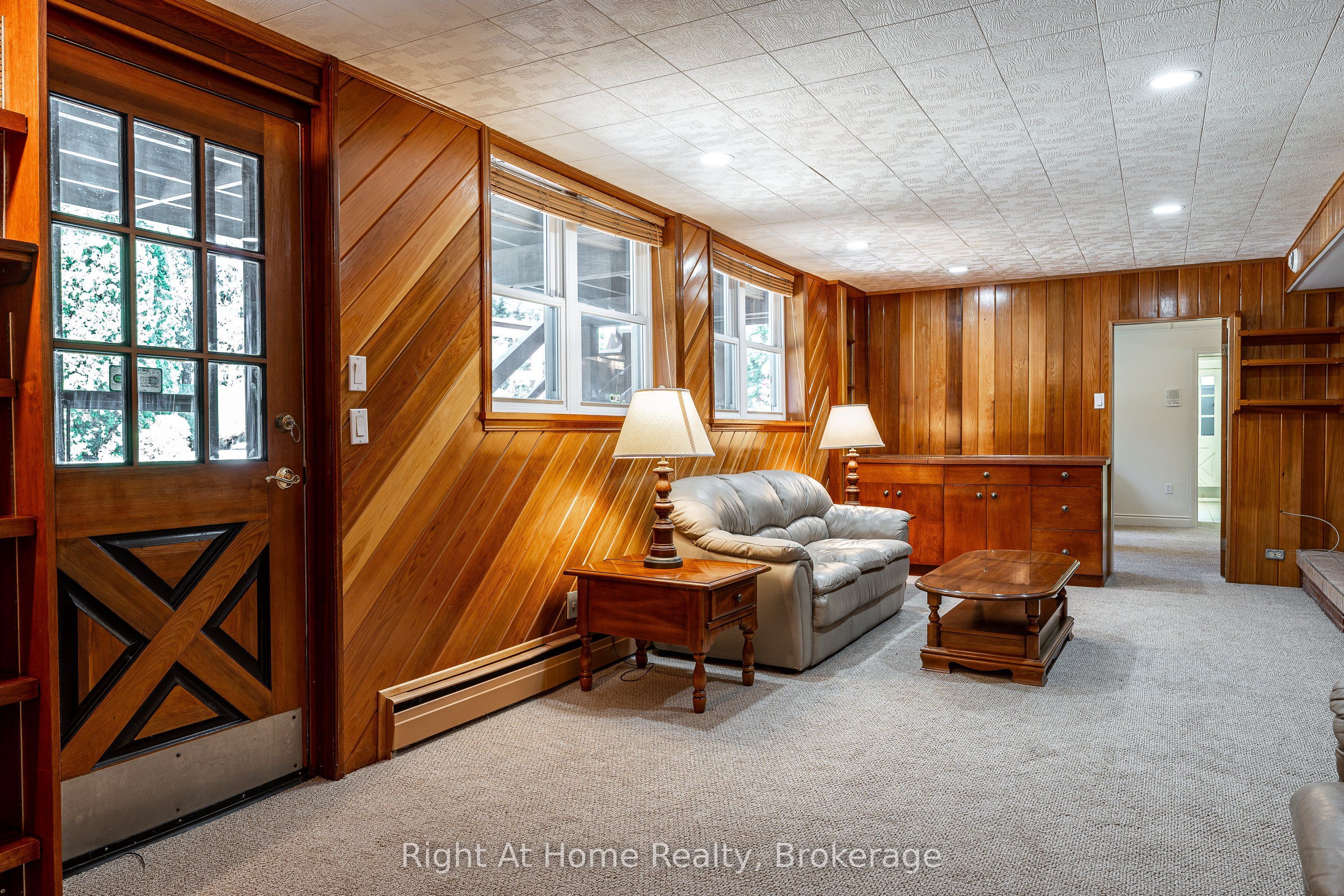 2880 Forest Road Property Photo 21