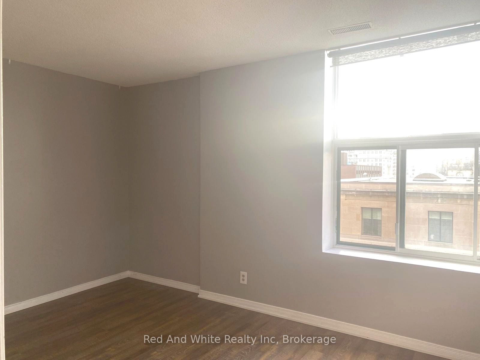 36 James Street S 510 Property Photo 5