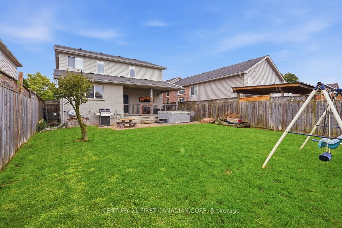 1687 Coronation Drive Property Photo 46