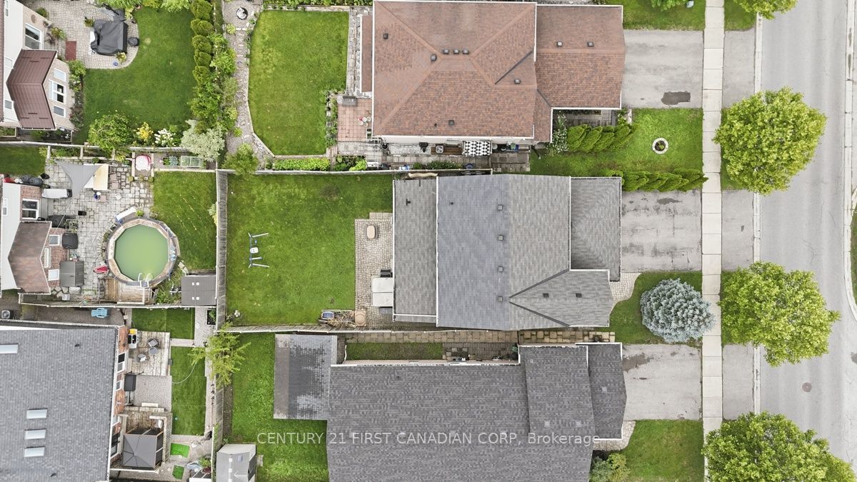 1687 Coronation Drive Property Photo 47