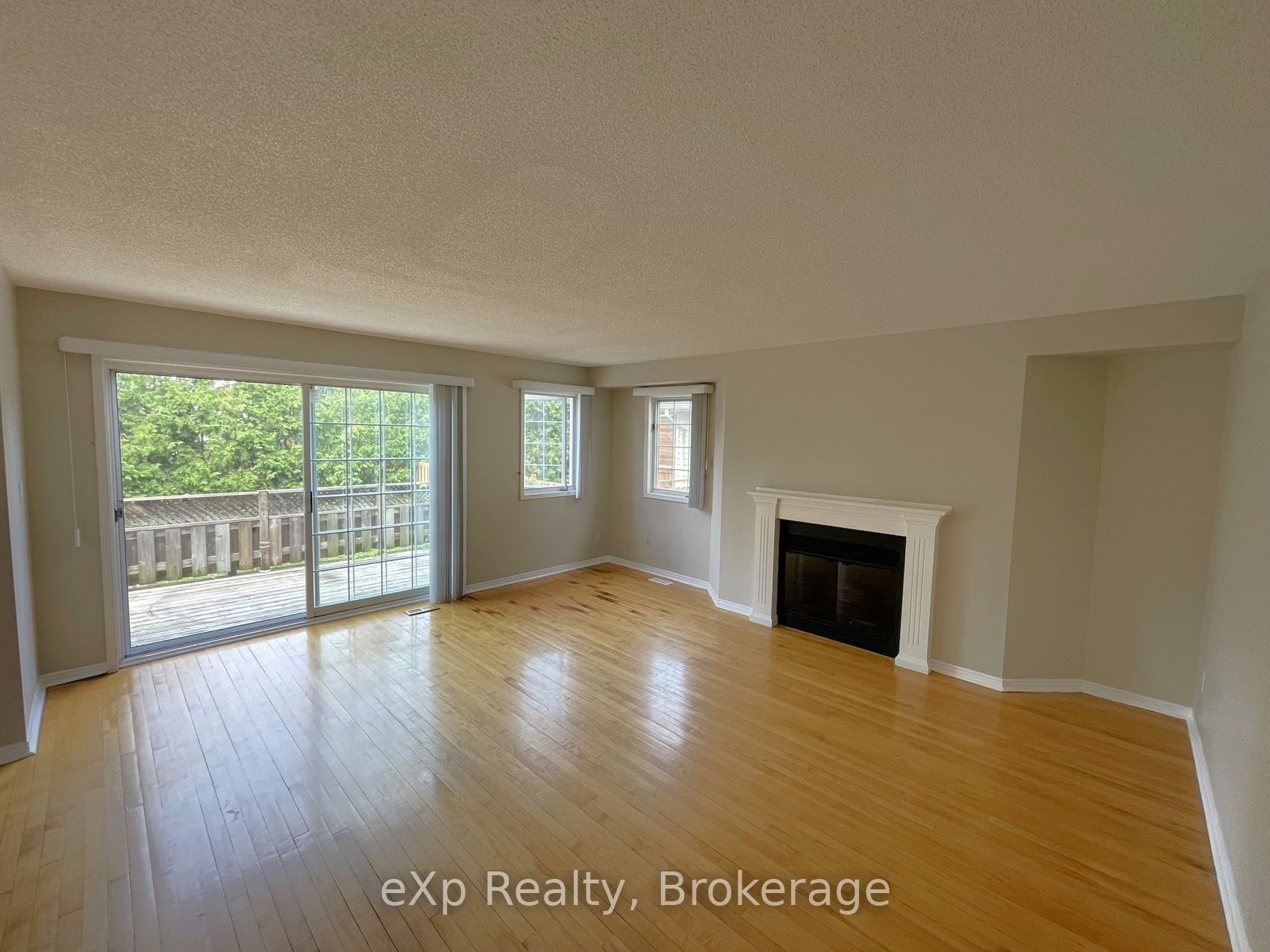 12 Sherwood Crescent Property Photo 10