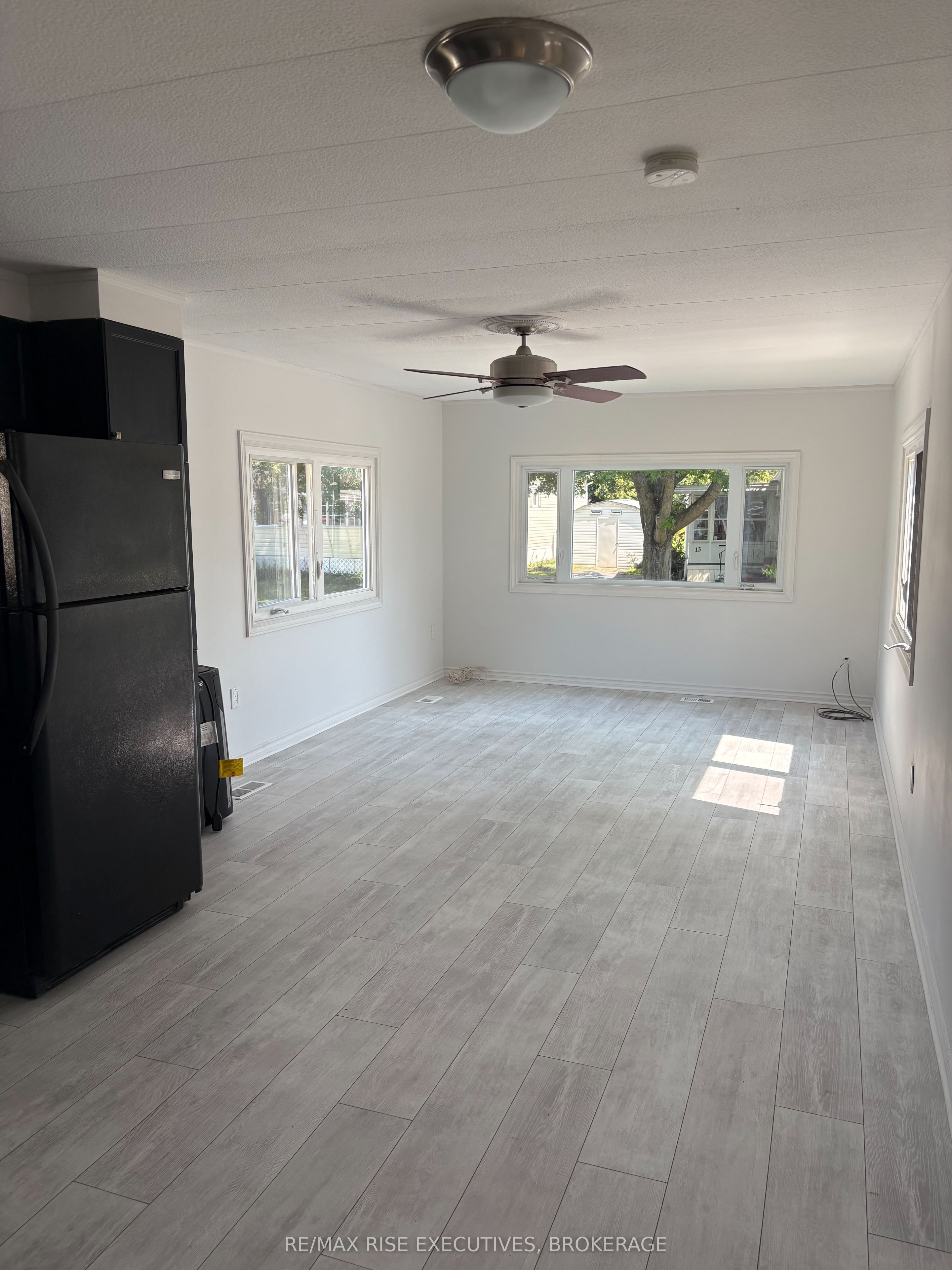 12 Wentworth Drive Property Photo 4