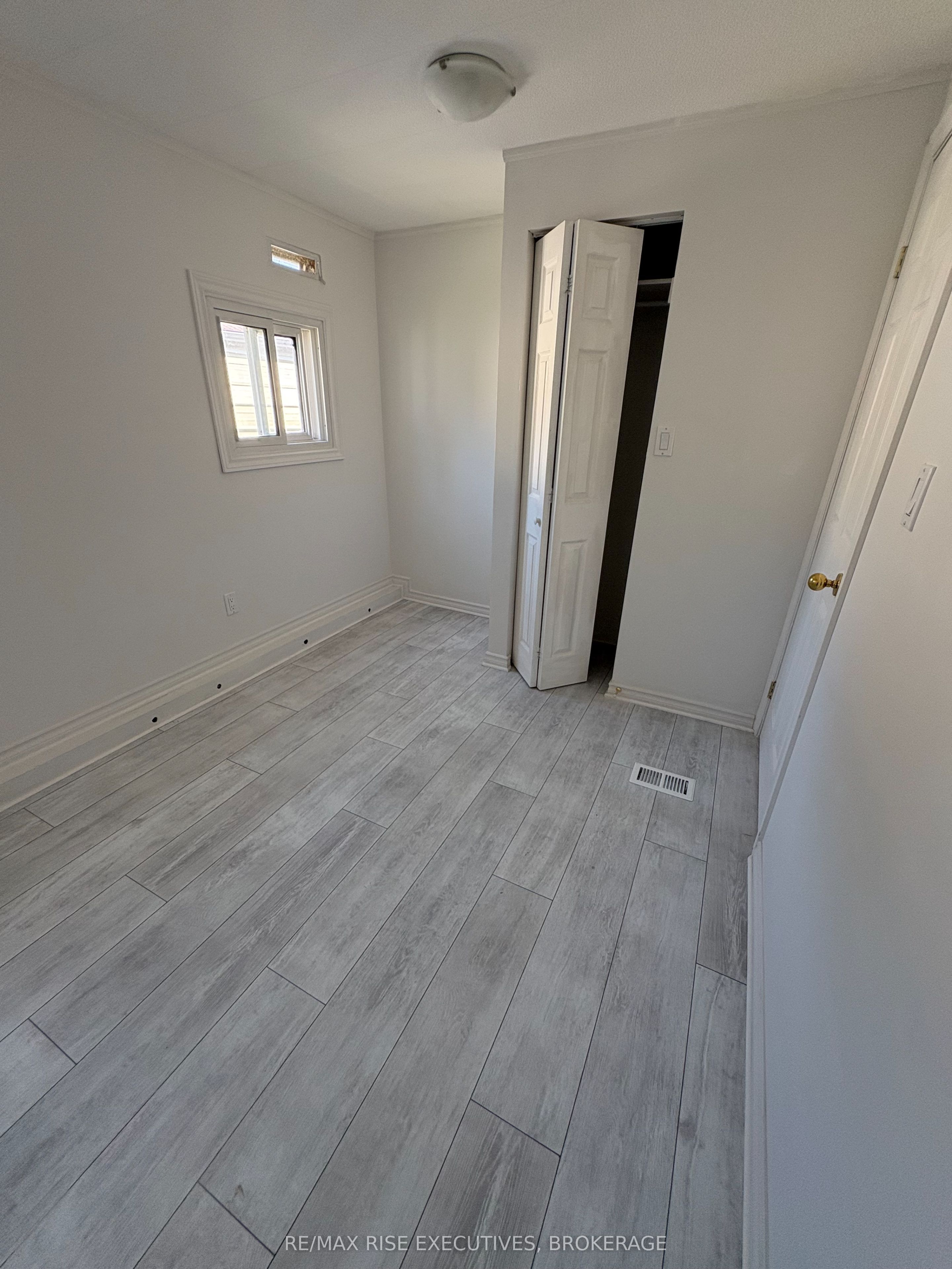 12 Wentworth Drive Property Photo 14