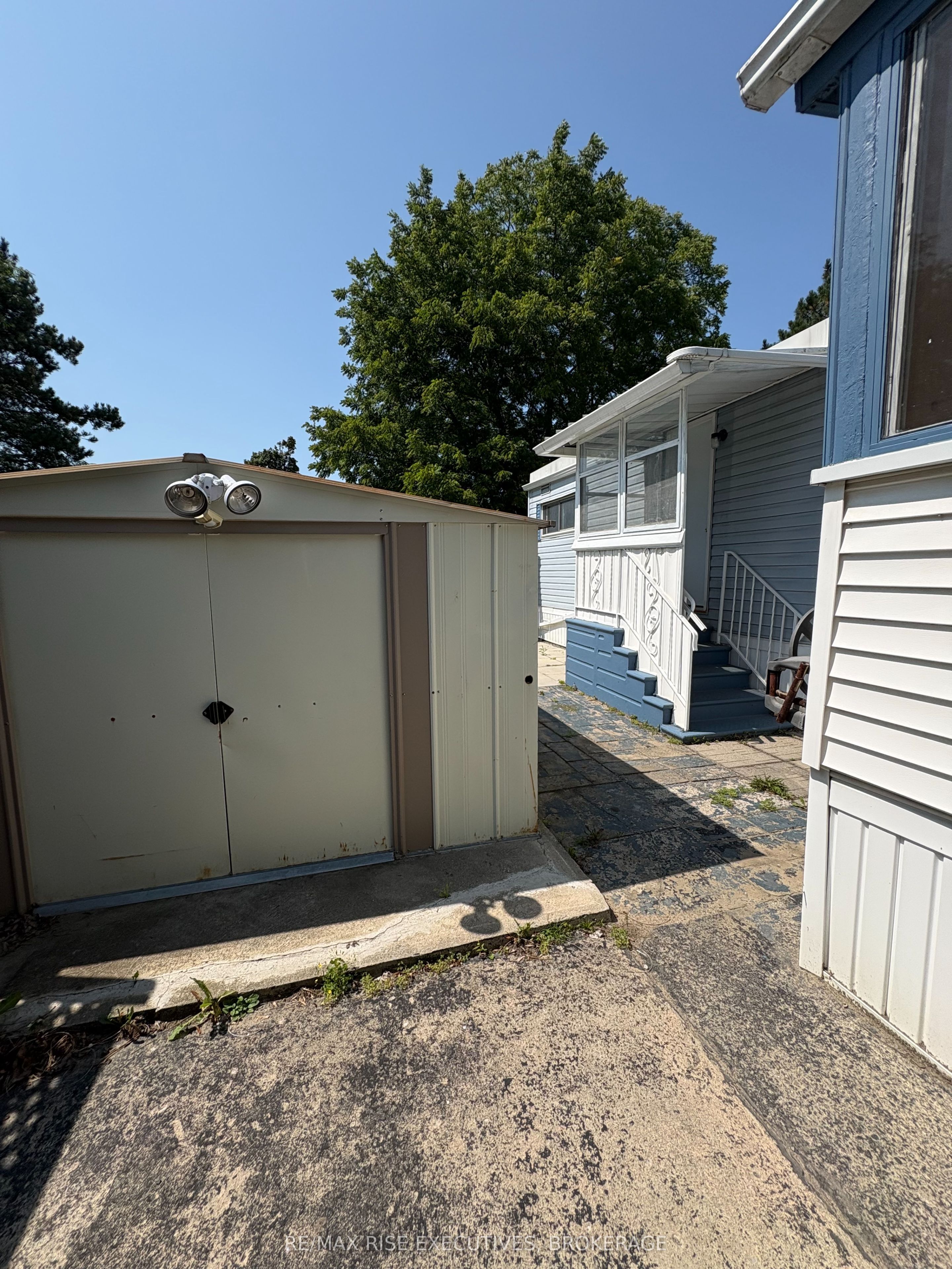 12 Wentworth Drive Property Photo 18