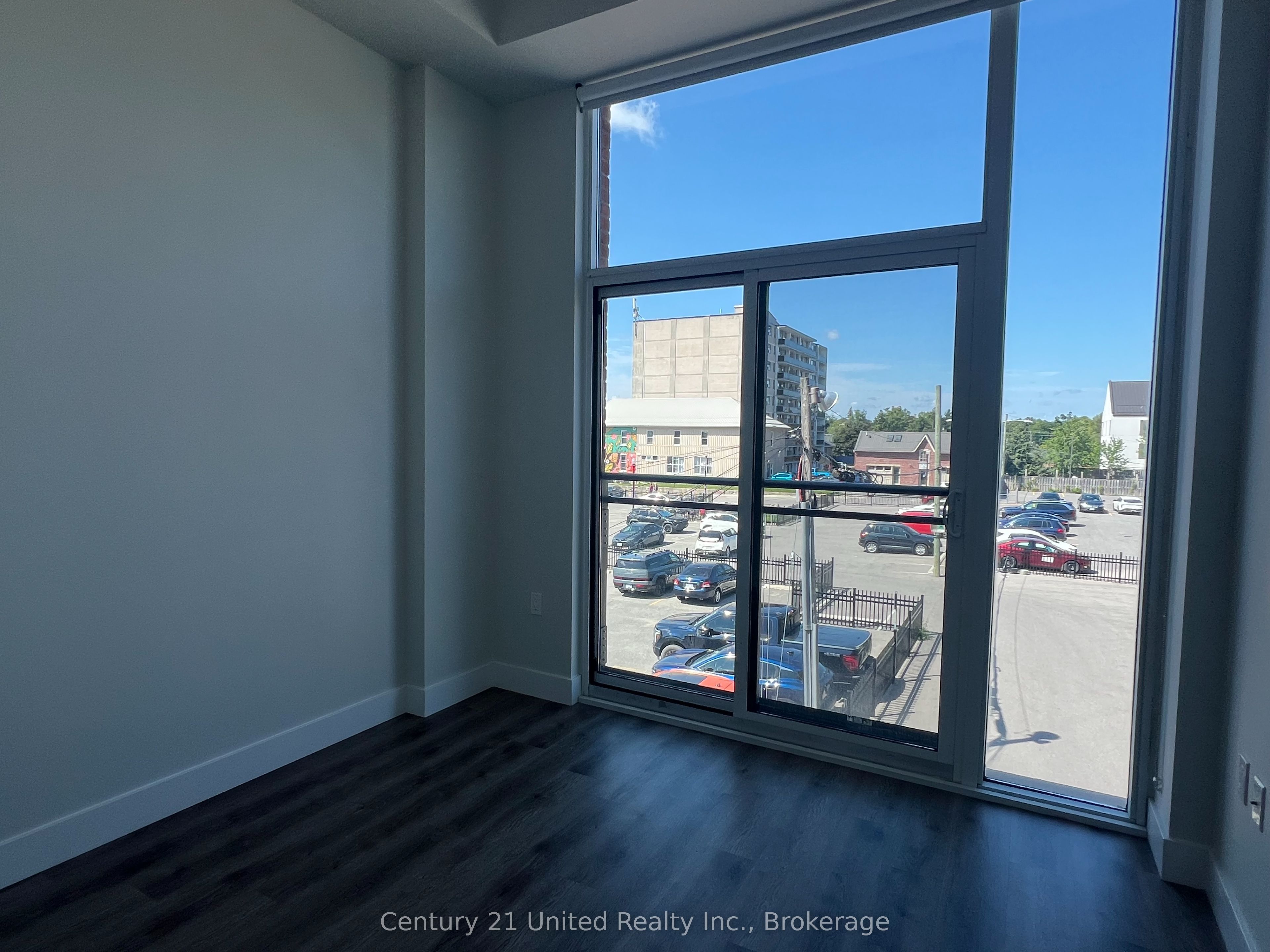 475 George Street N 319 Property Photo 11