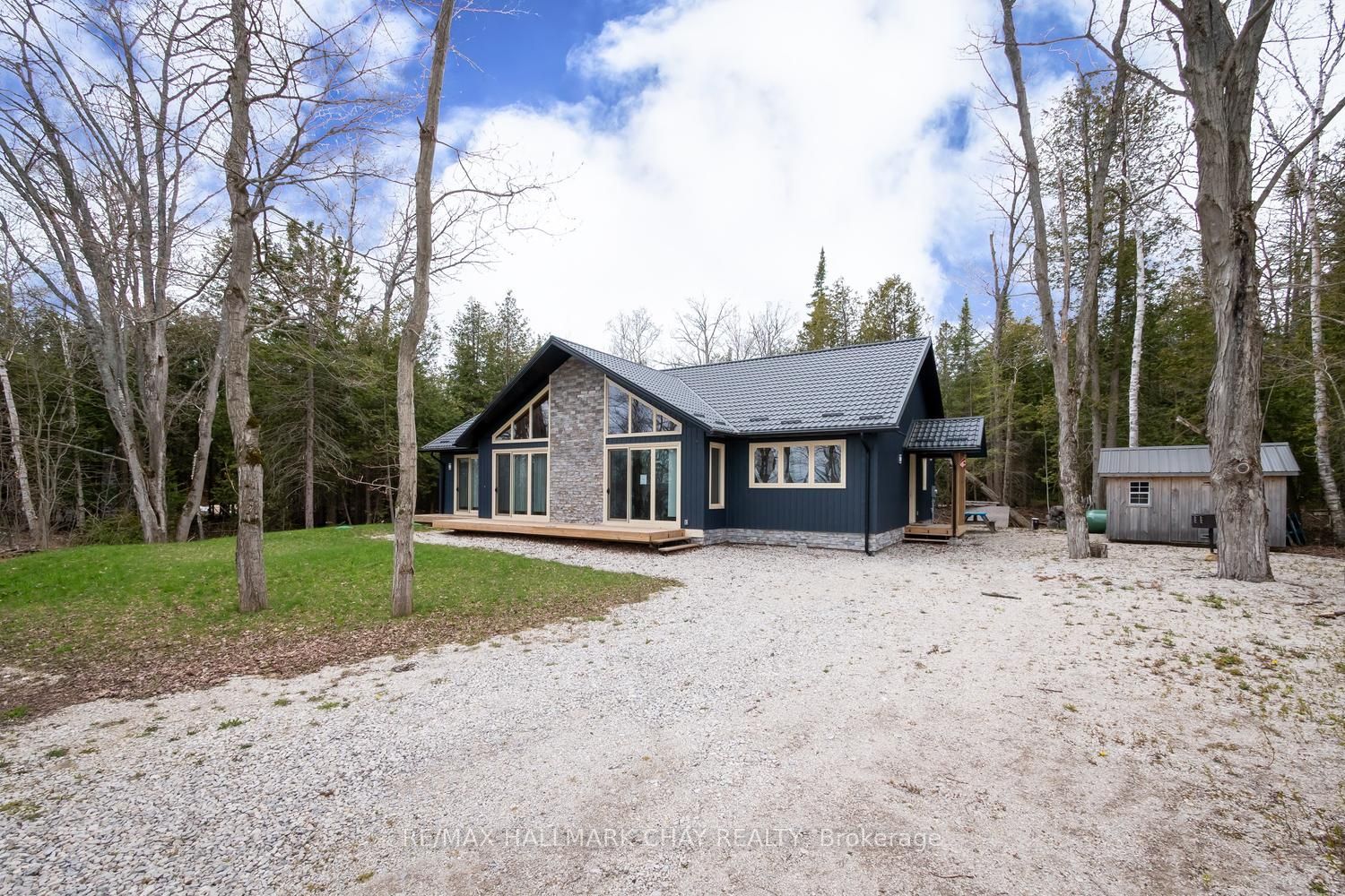 27 Whippoorwill Road Property Photo 1