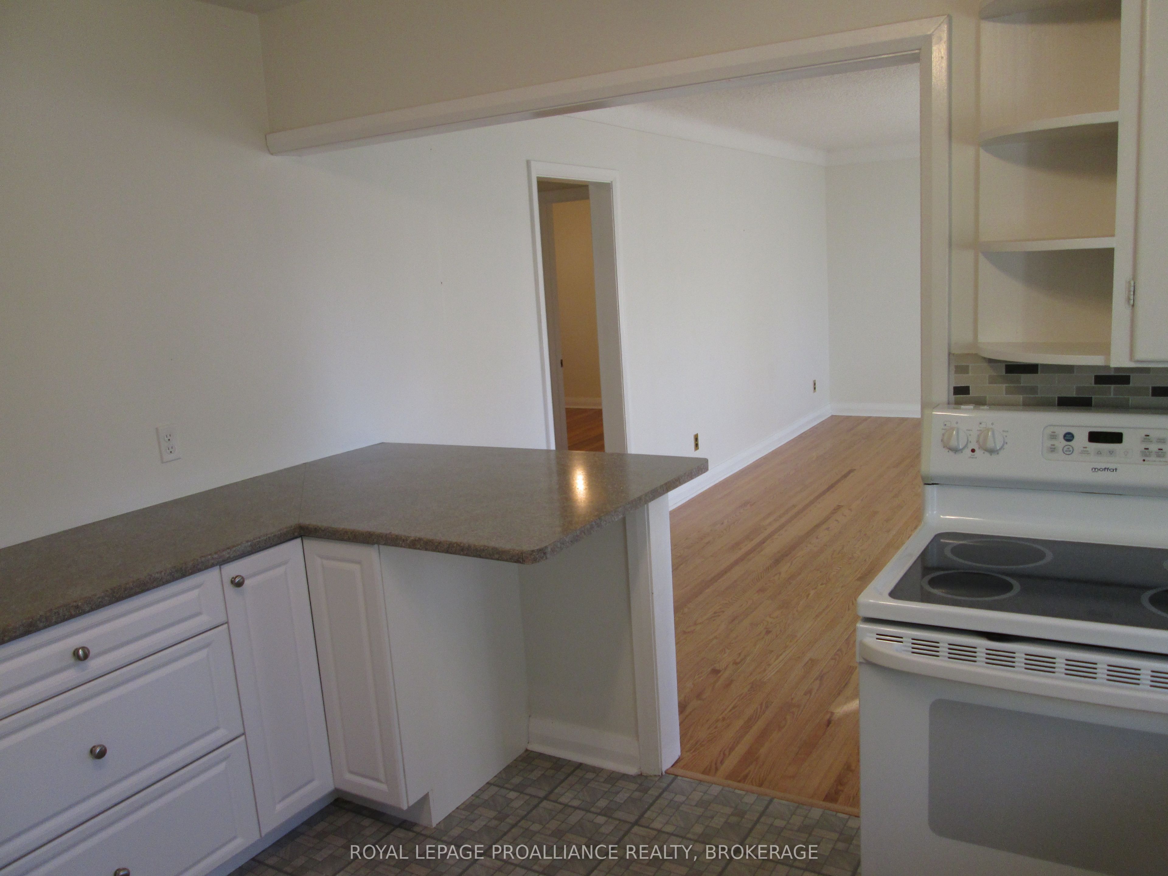 50 Campbell Crescent Property Photo 6