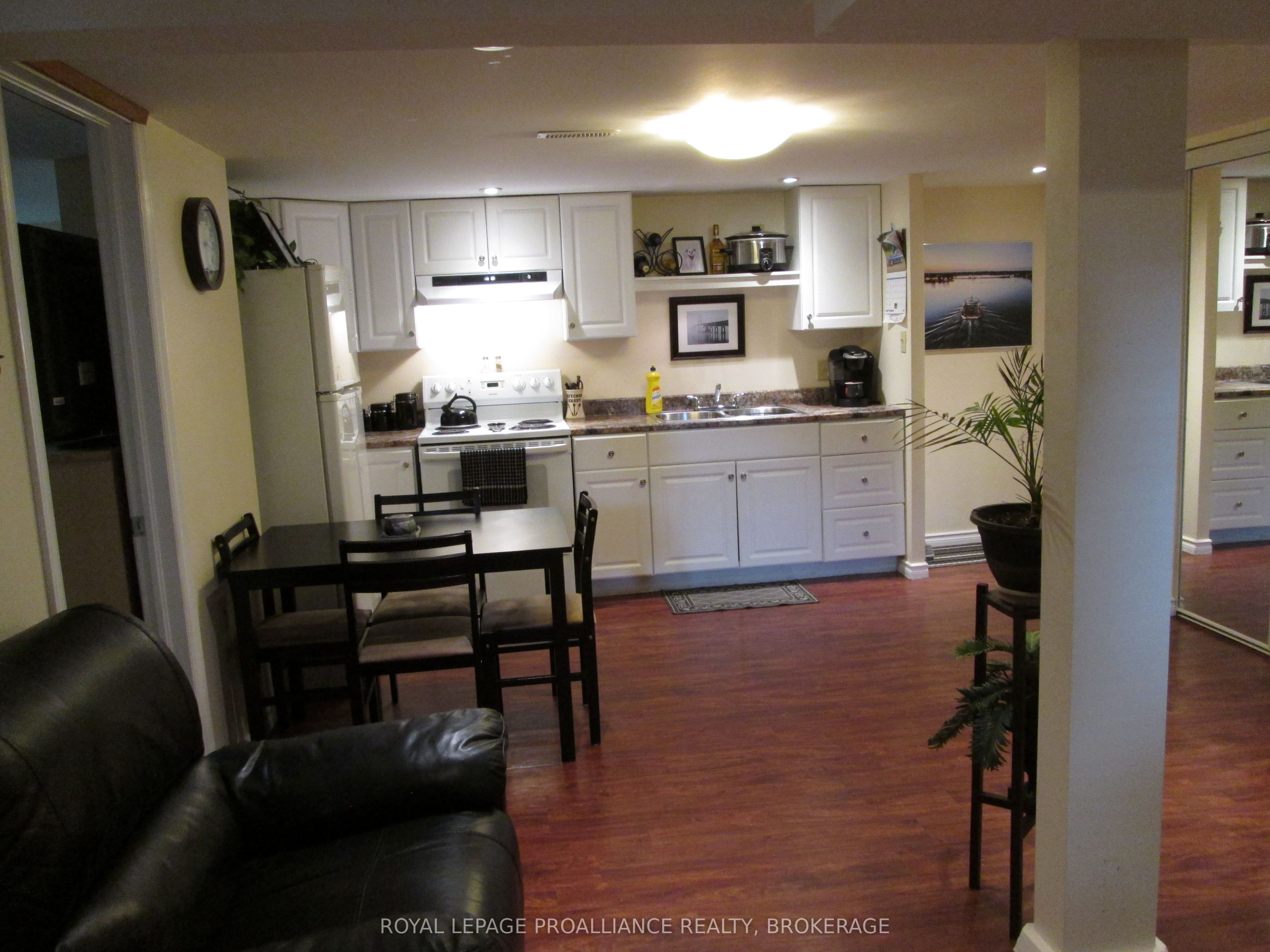 50 Campbell Crescent Property Photo 9