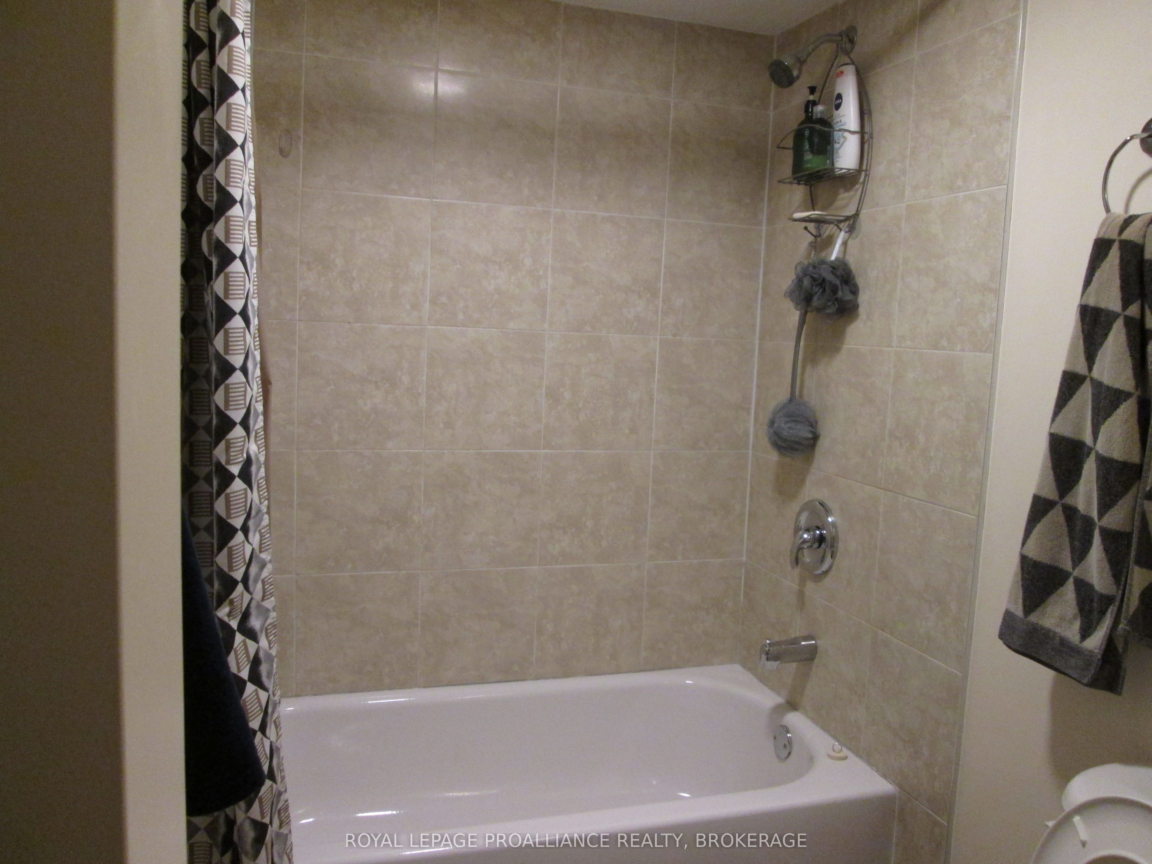 50 Campbell Crescent Property Photo 14