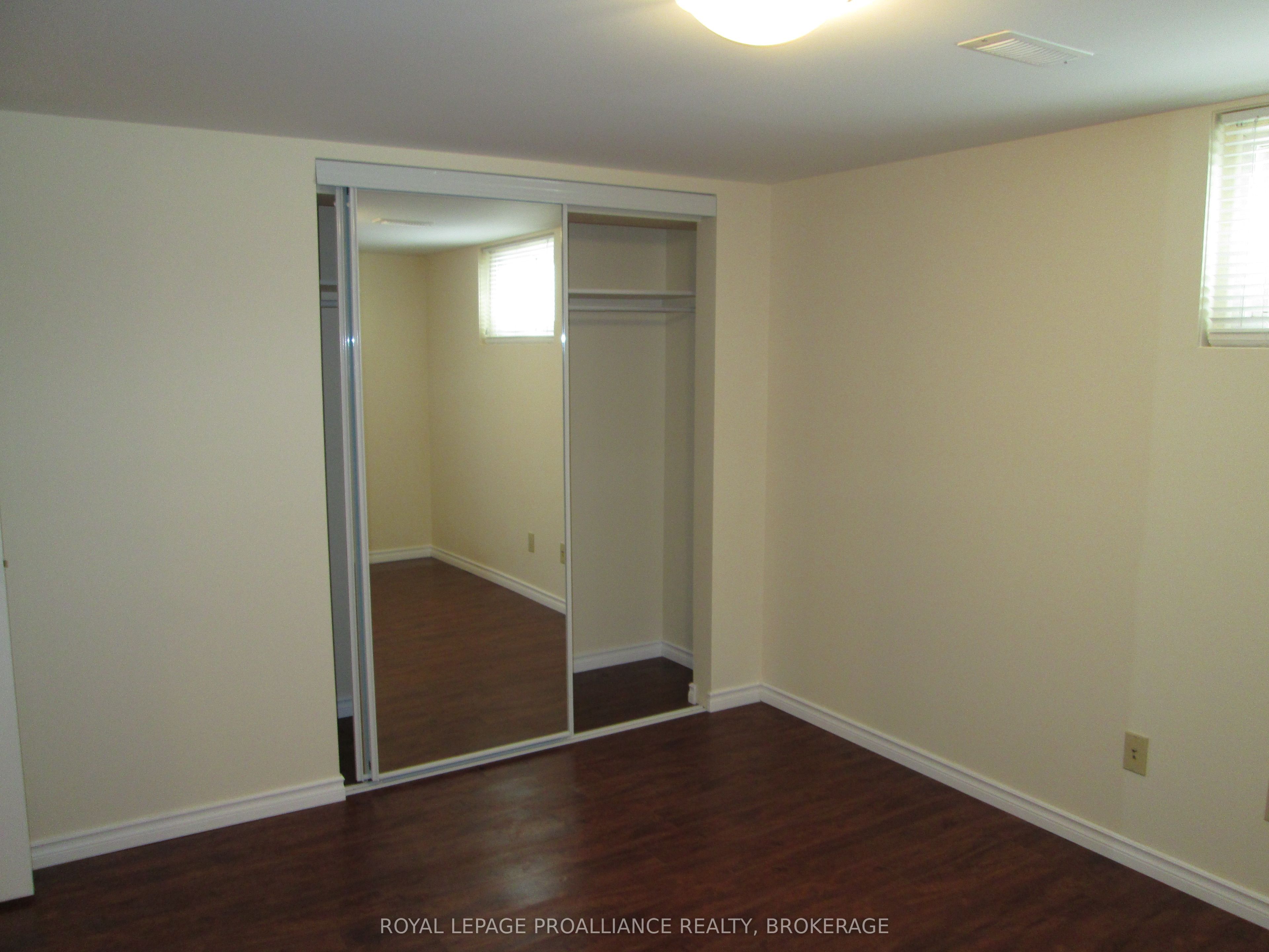 50 Campbell Crescent Property Photo 16
