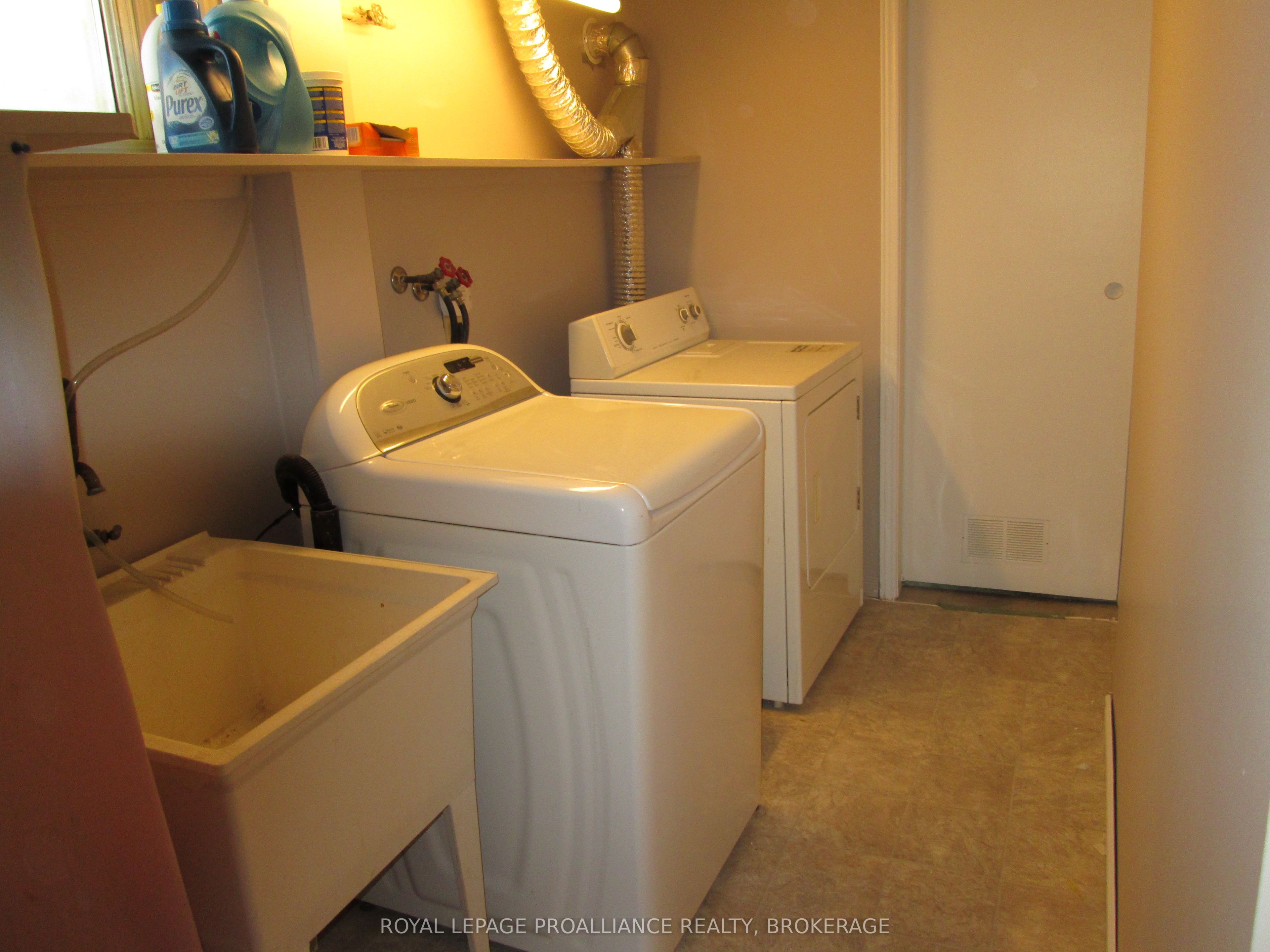 50 Campbell Crescent Property Photo 18