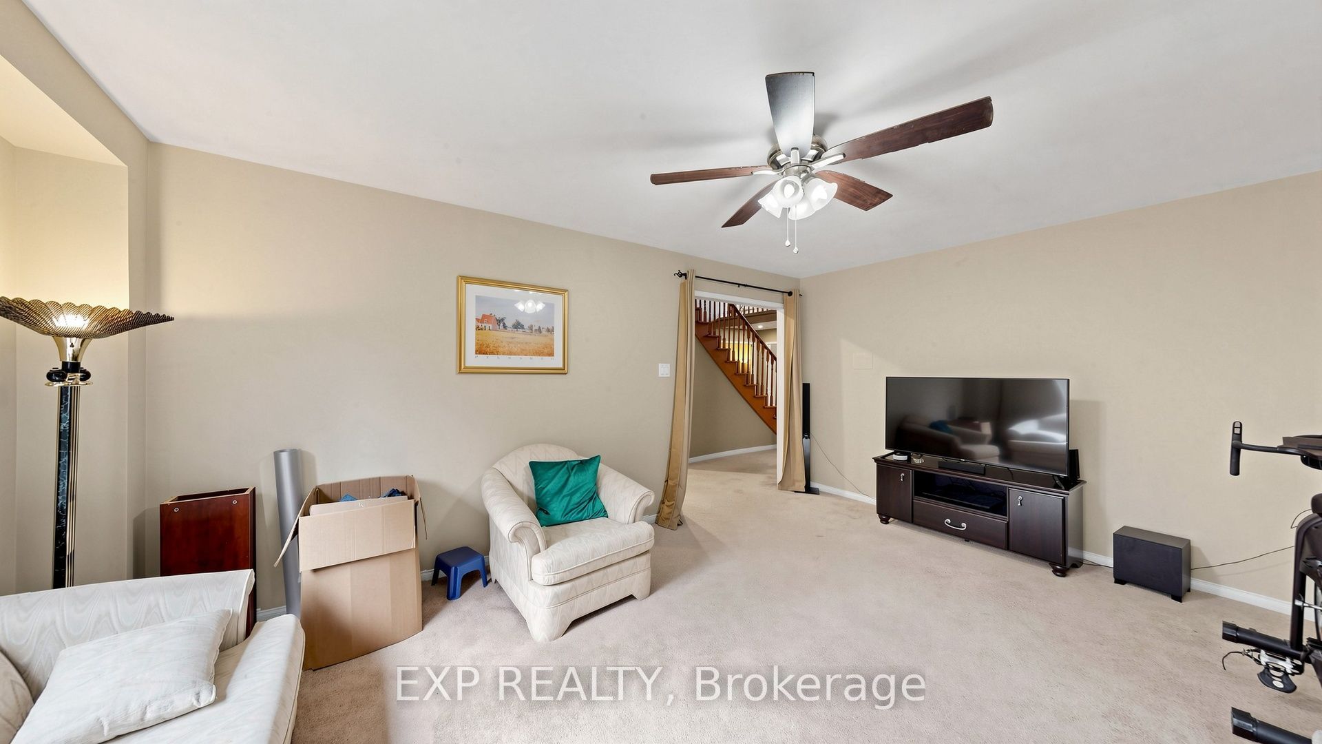 28 Hurlbut Place Property Photo 15