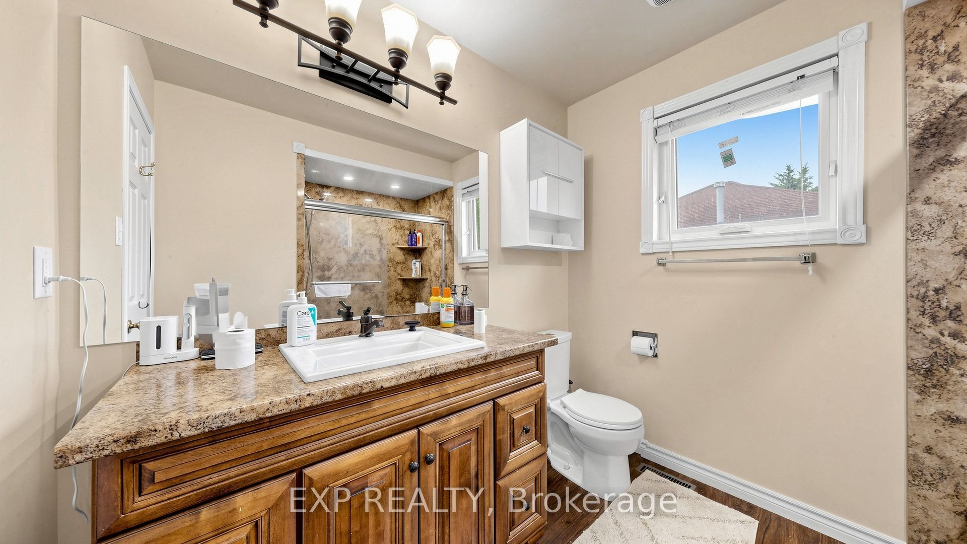28 Hurlbut Place Property Photo 29