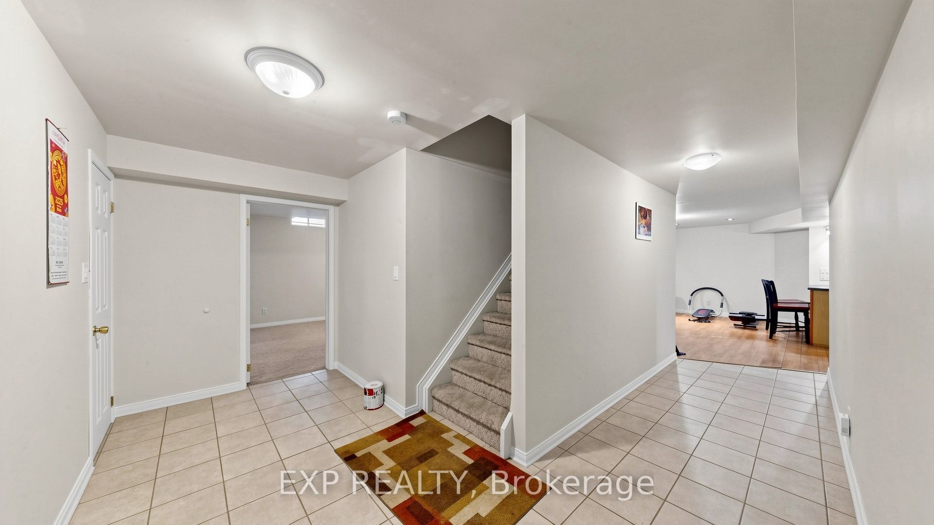 28 Hurlbut Place Property Photo 35