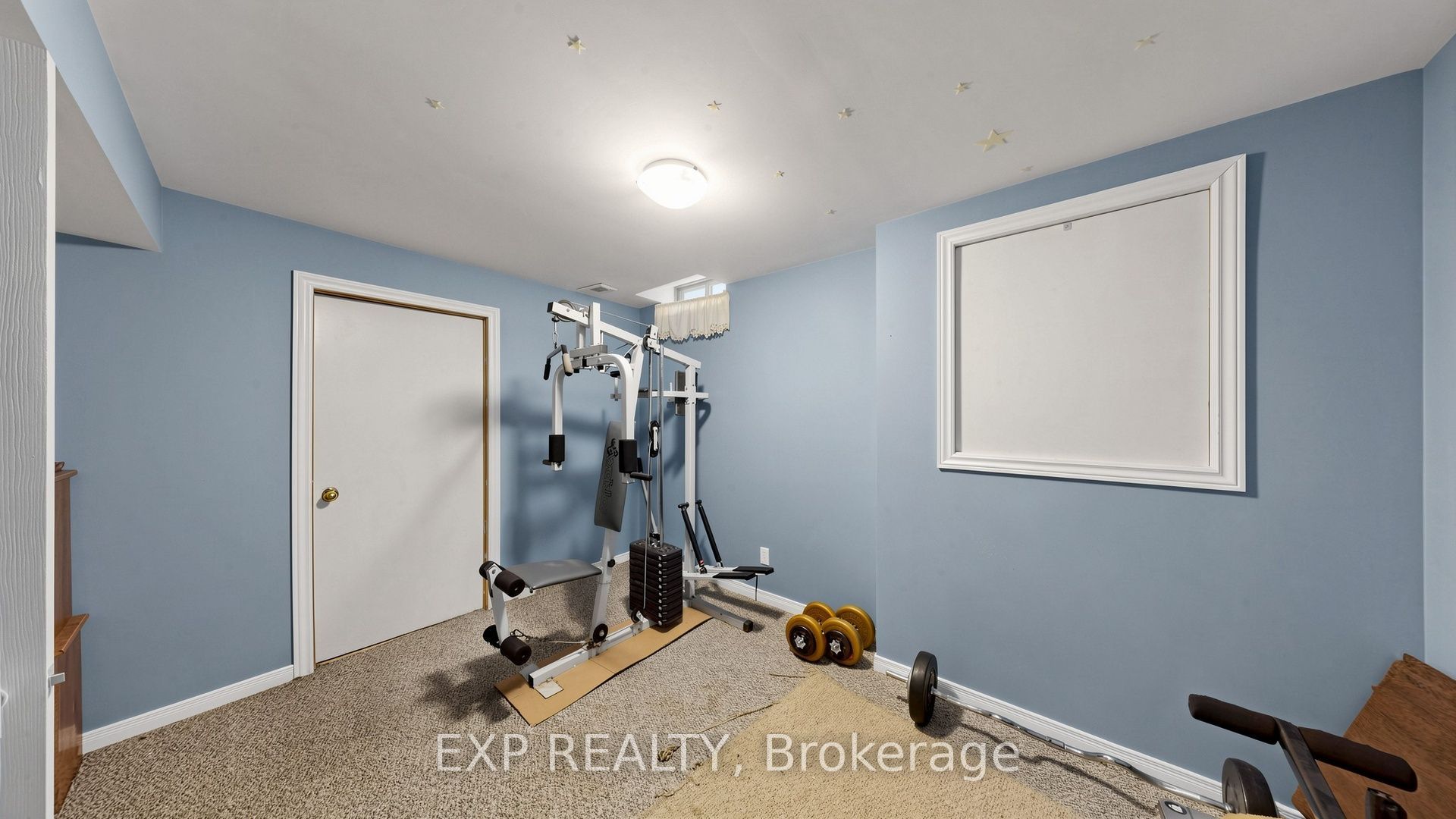 28 Hurlbut Place Property Photo 41