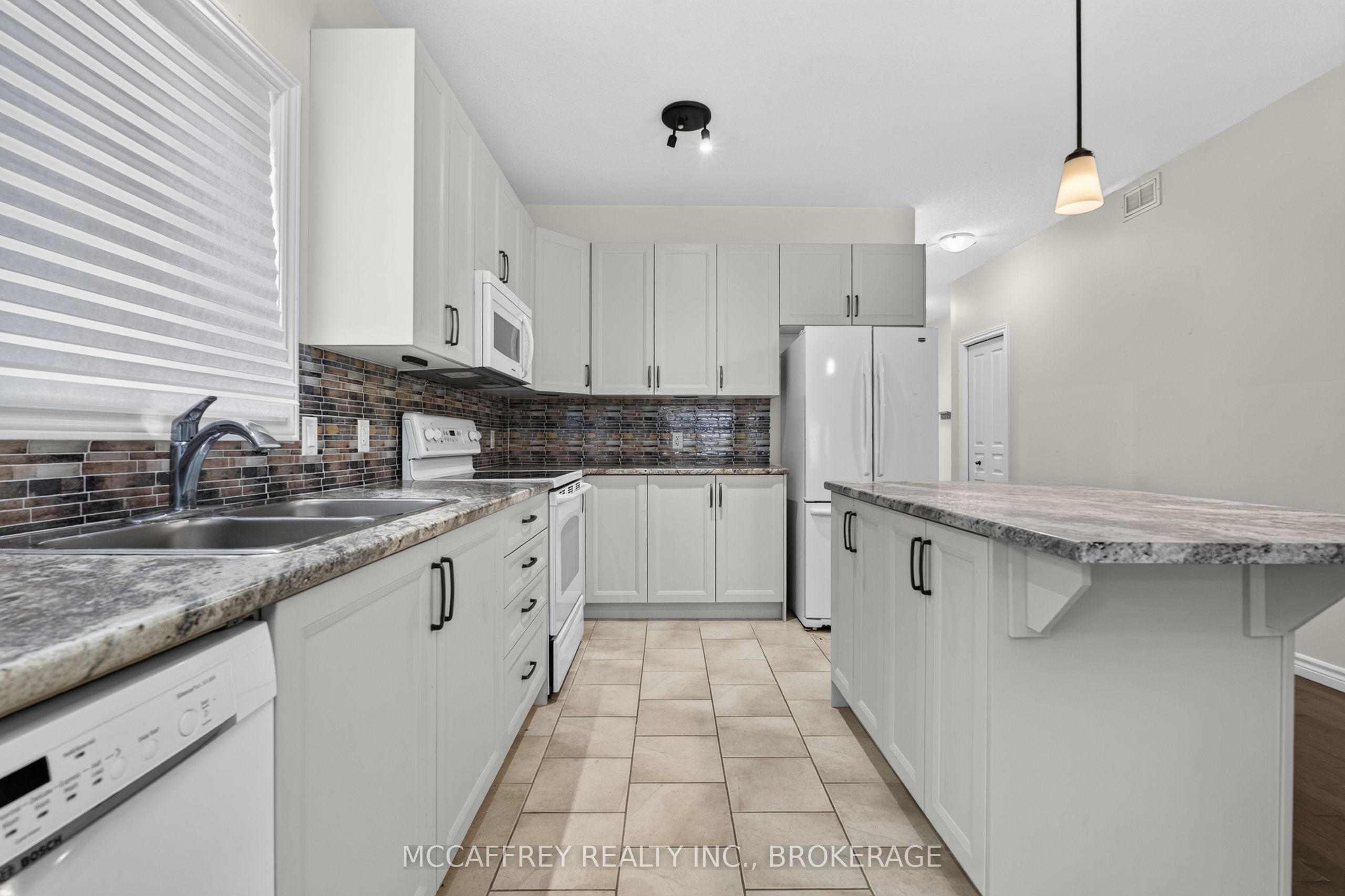 1286 Carfa Crescent Property Photo 10