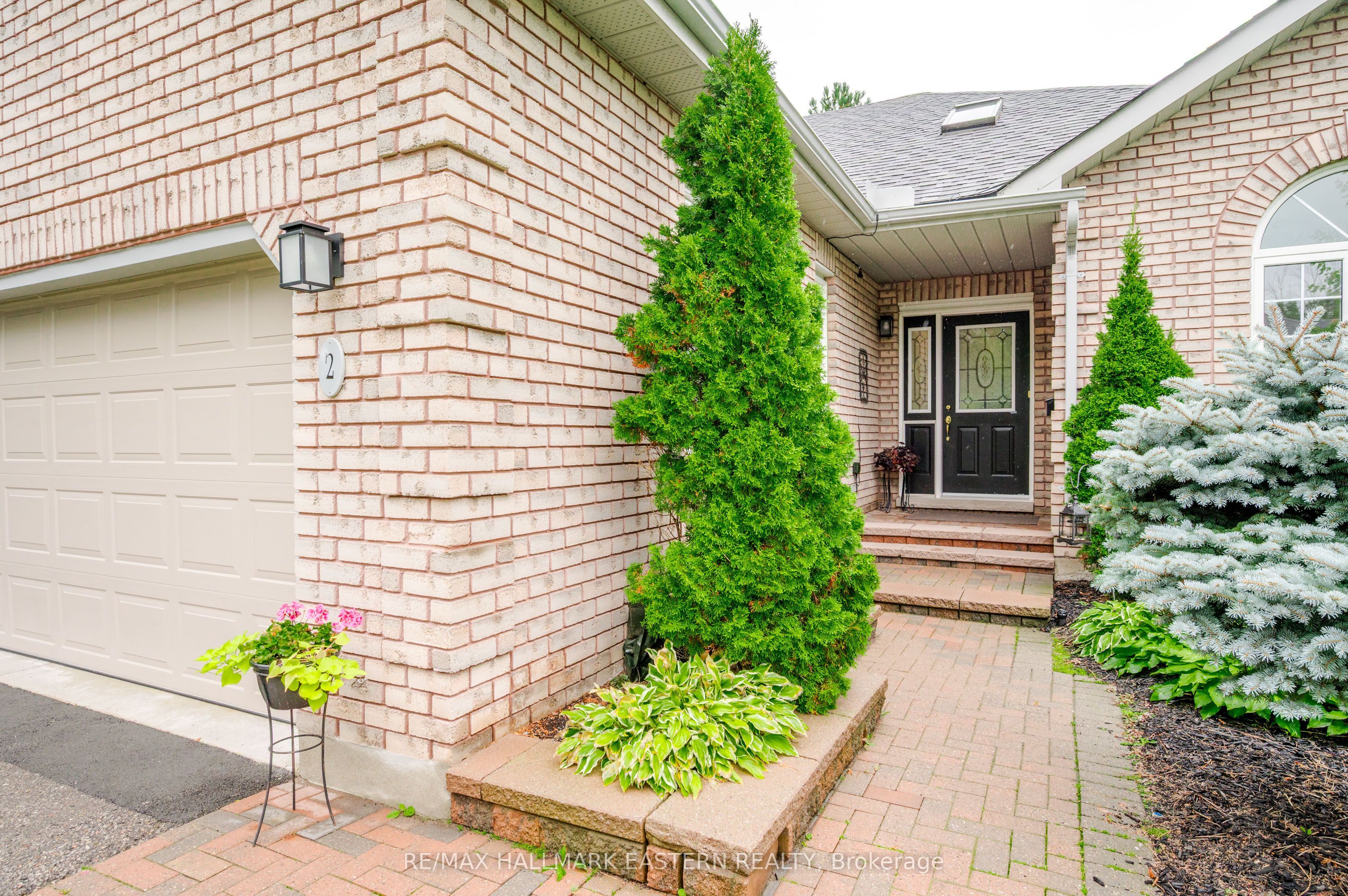 300 Franmor Drive 2 Property Photo 6
