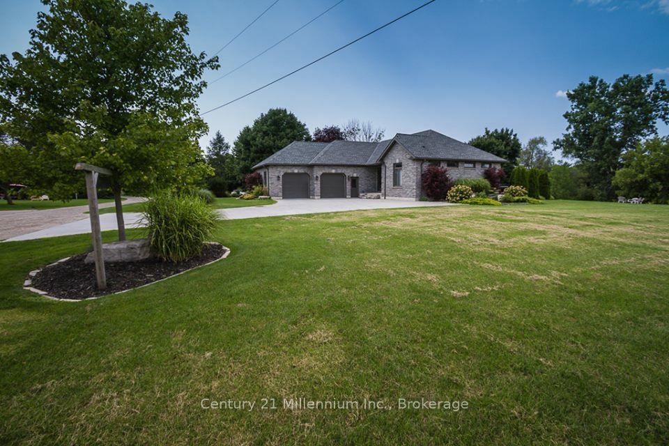 72235 Lakeshore Drive Property Photo 2