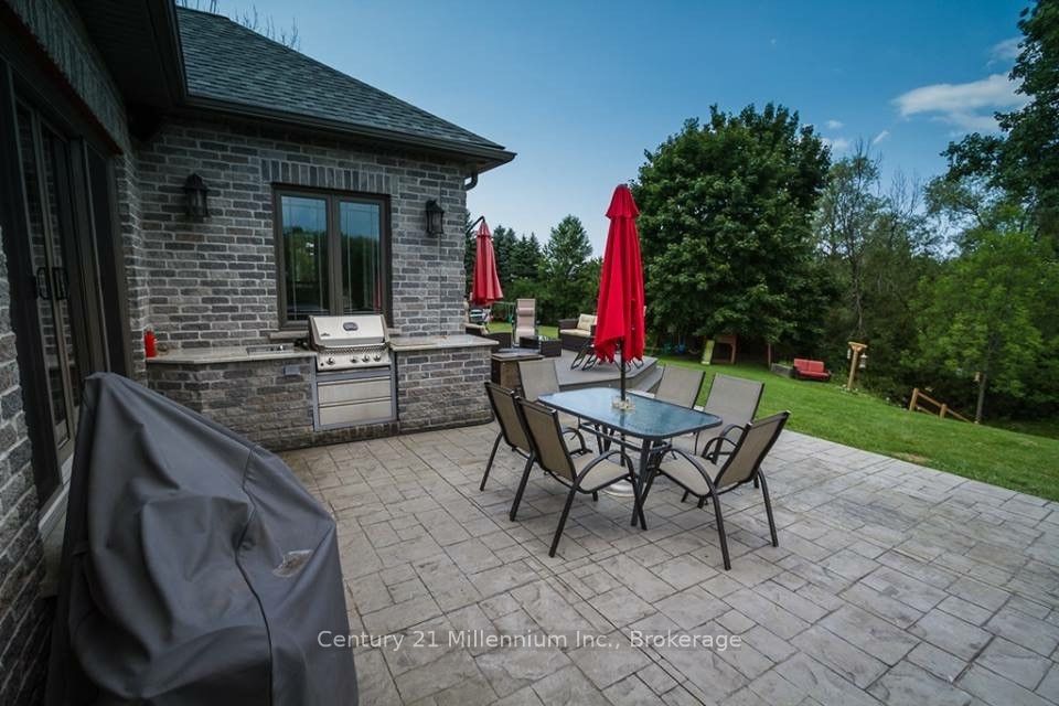 72235 Lakeshore Drive Property Photo 3