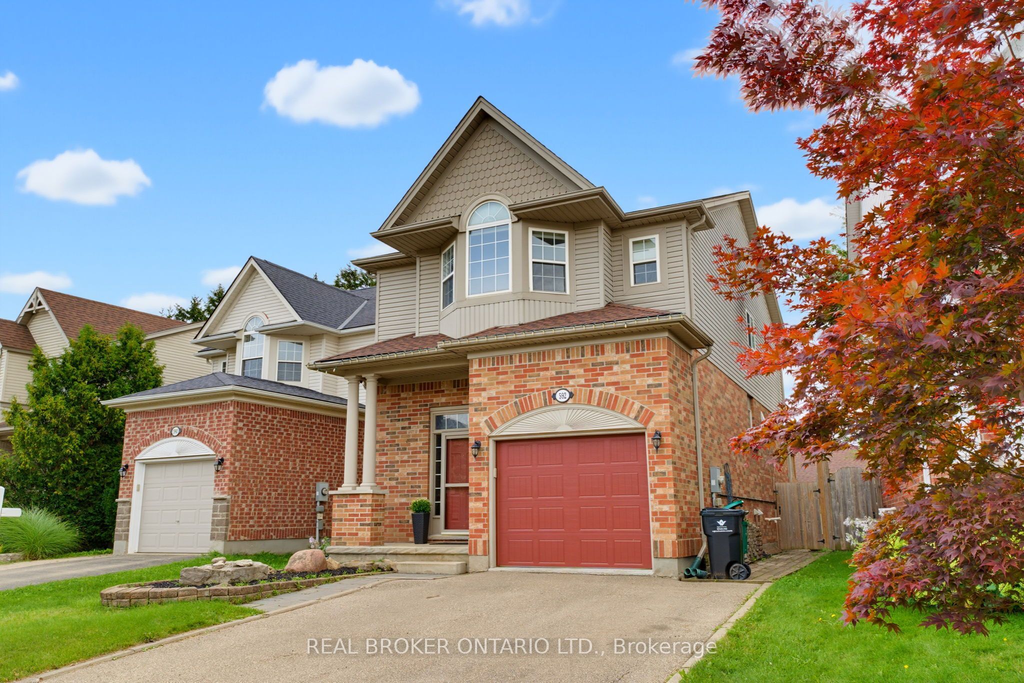 592 Little Dover Crescent