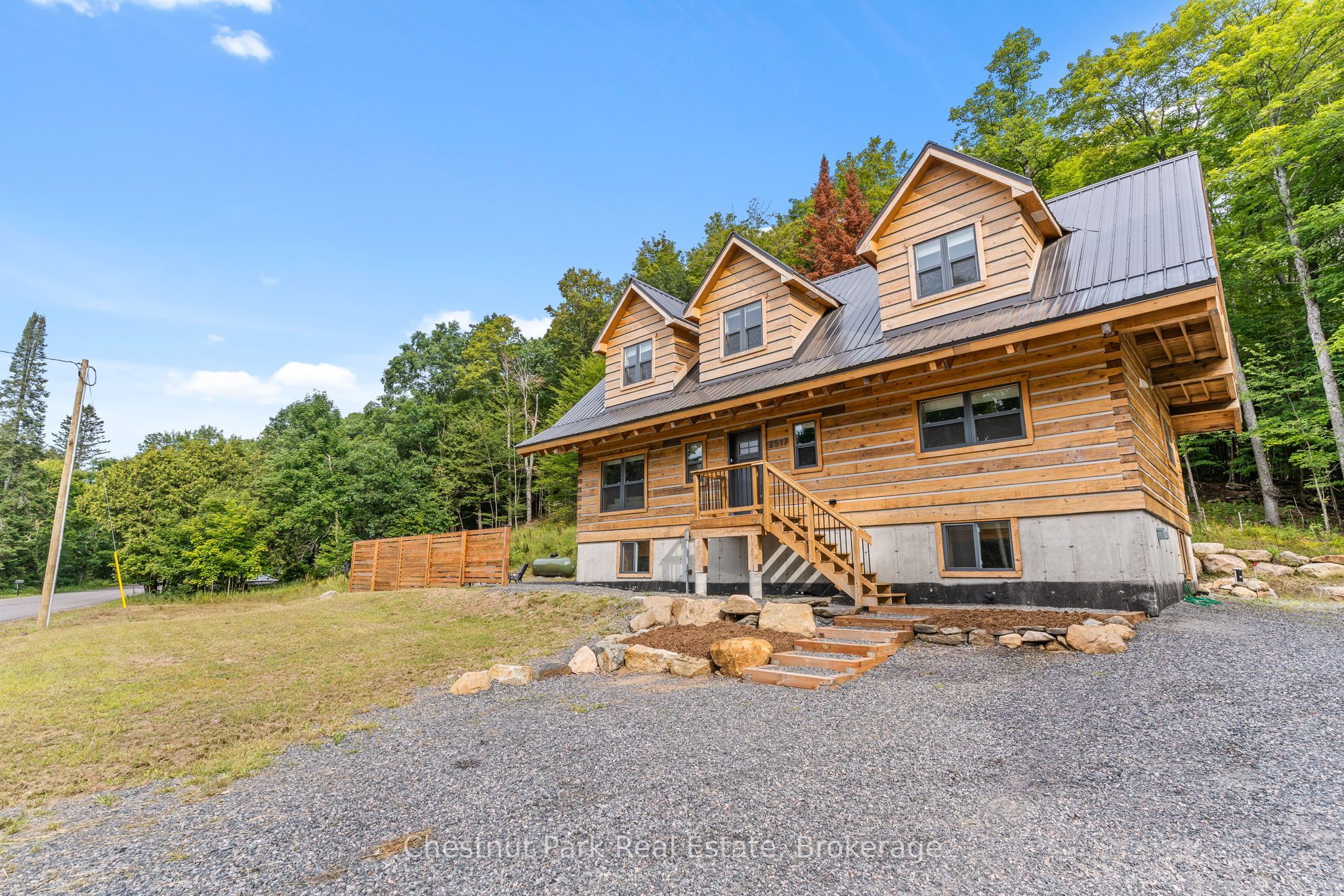2517 North Shore Road Property Photo 2