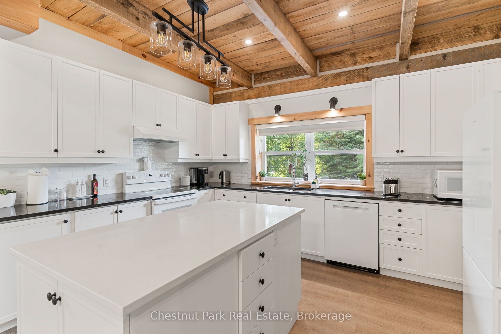 2517 North Shore Road Property Photo 15