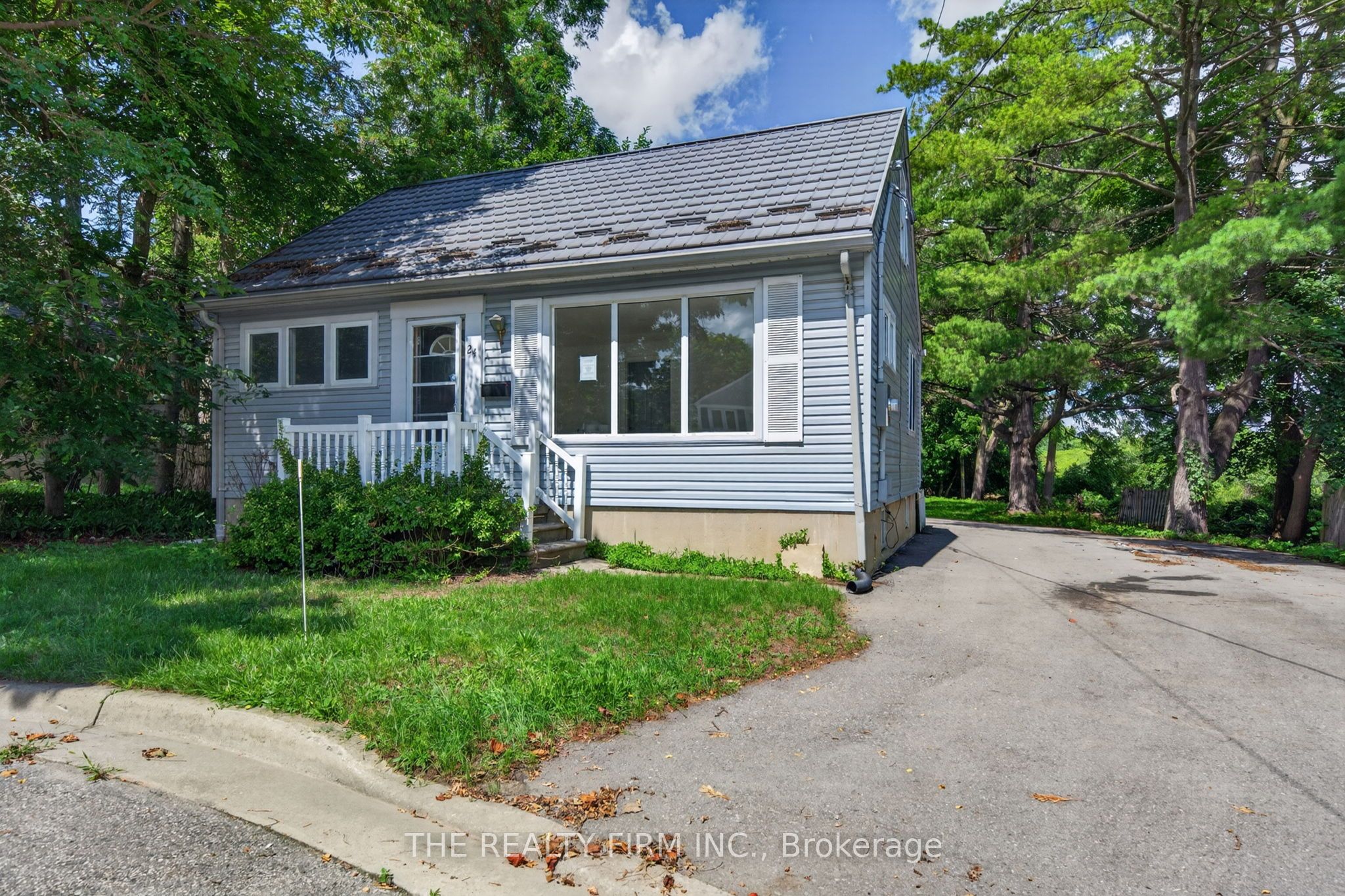 24 Fairview Court
