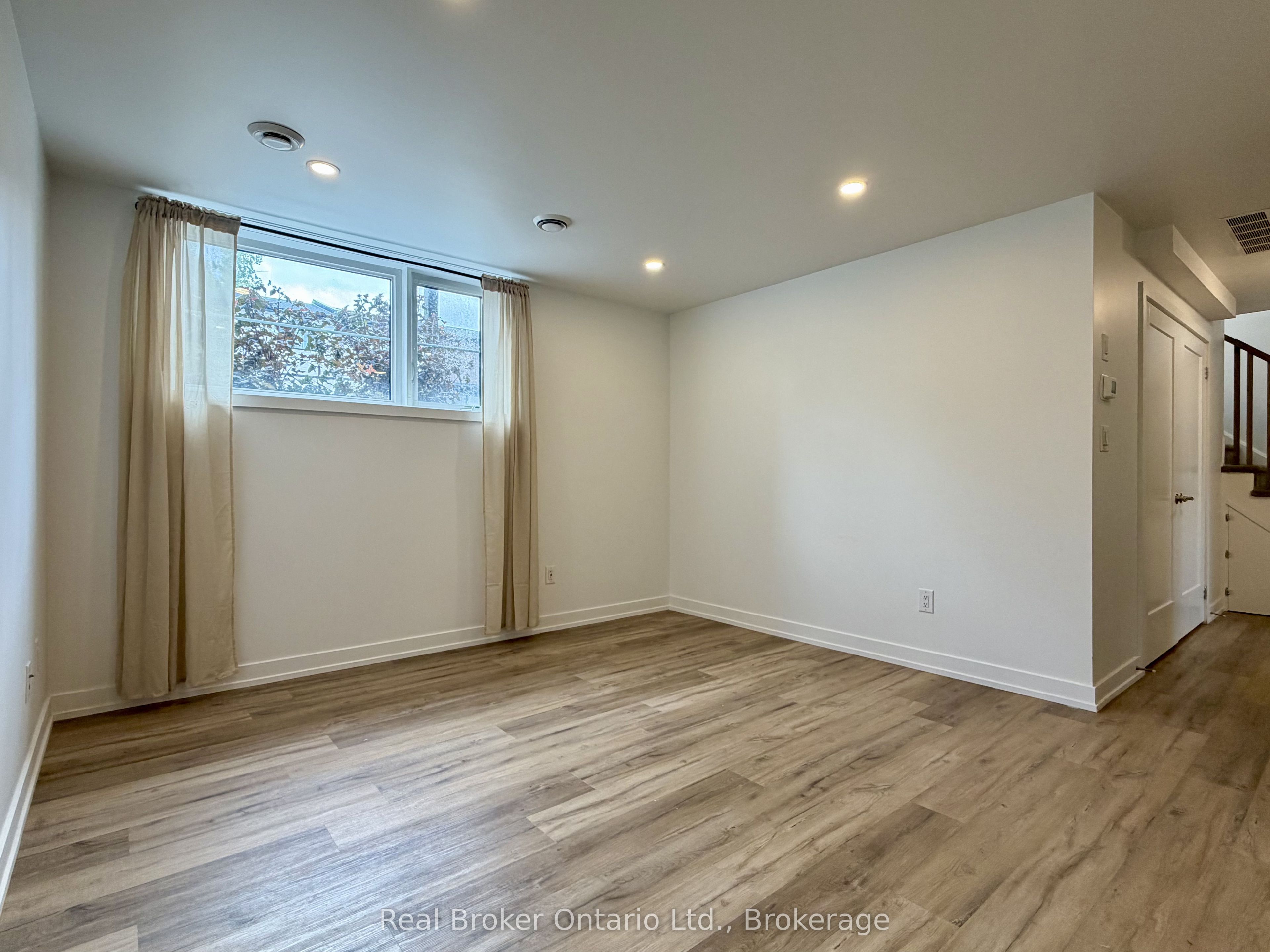 4263 Fourth Avenue 613 Property Photo 9