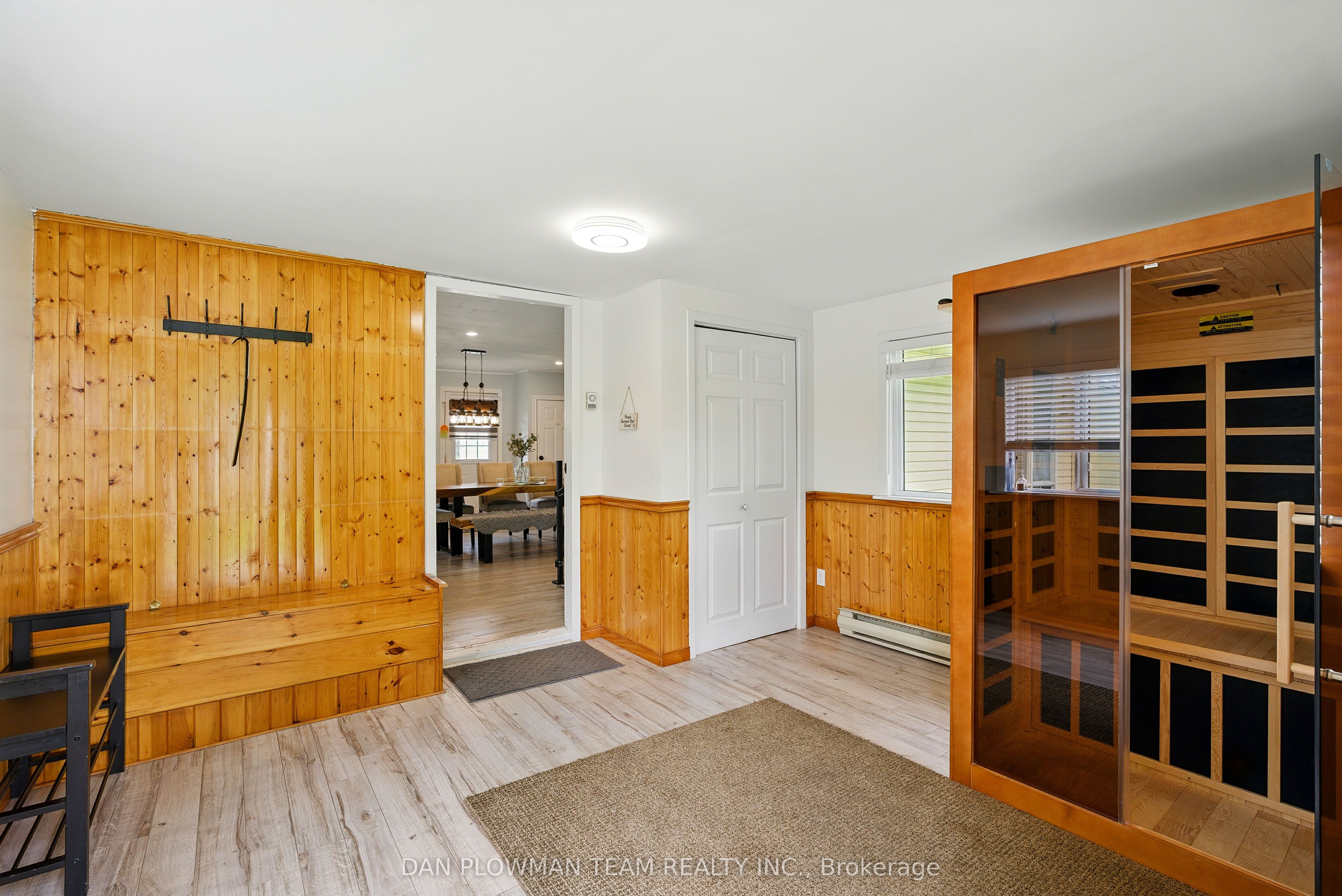 184 Chapman Drive Property Photo 3