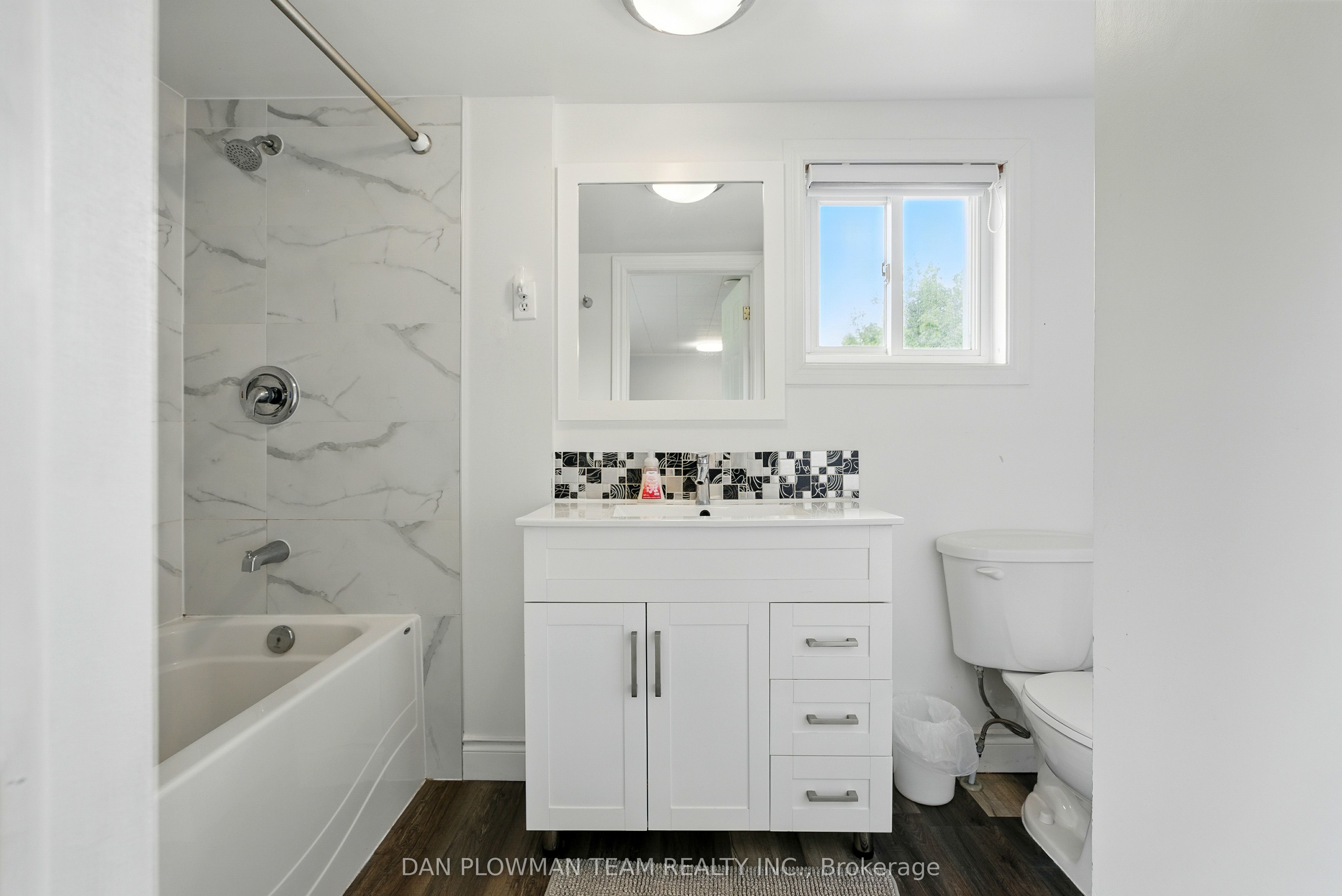 184 Chapman Drive Property Photo 11