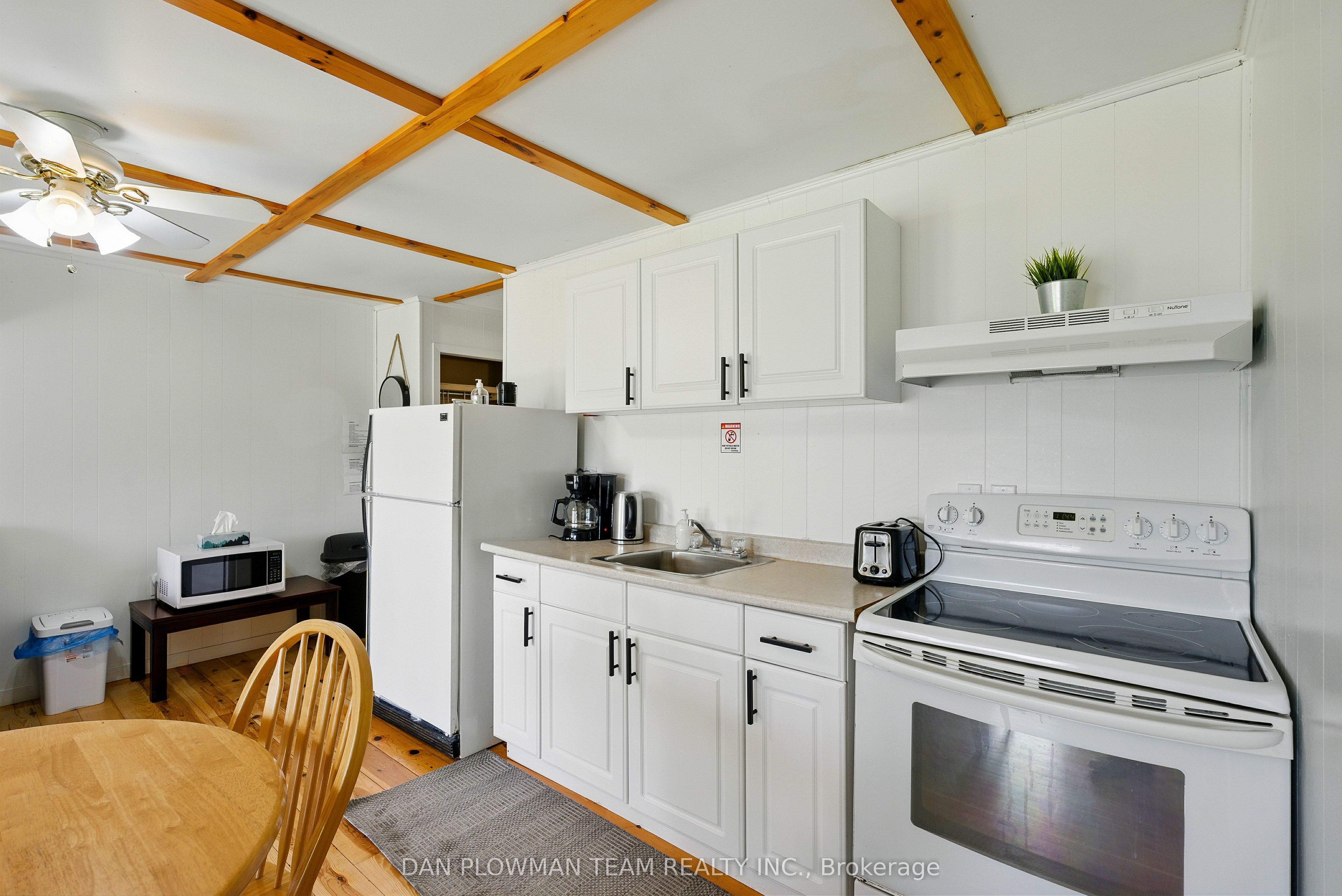 184 Chapman Drive Property Photo 41