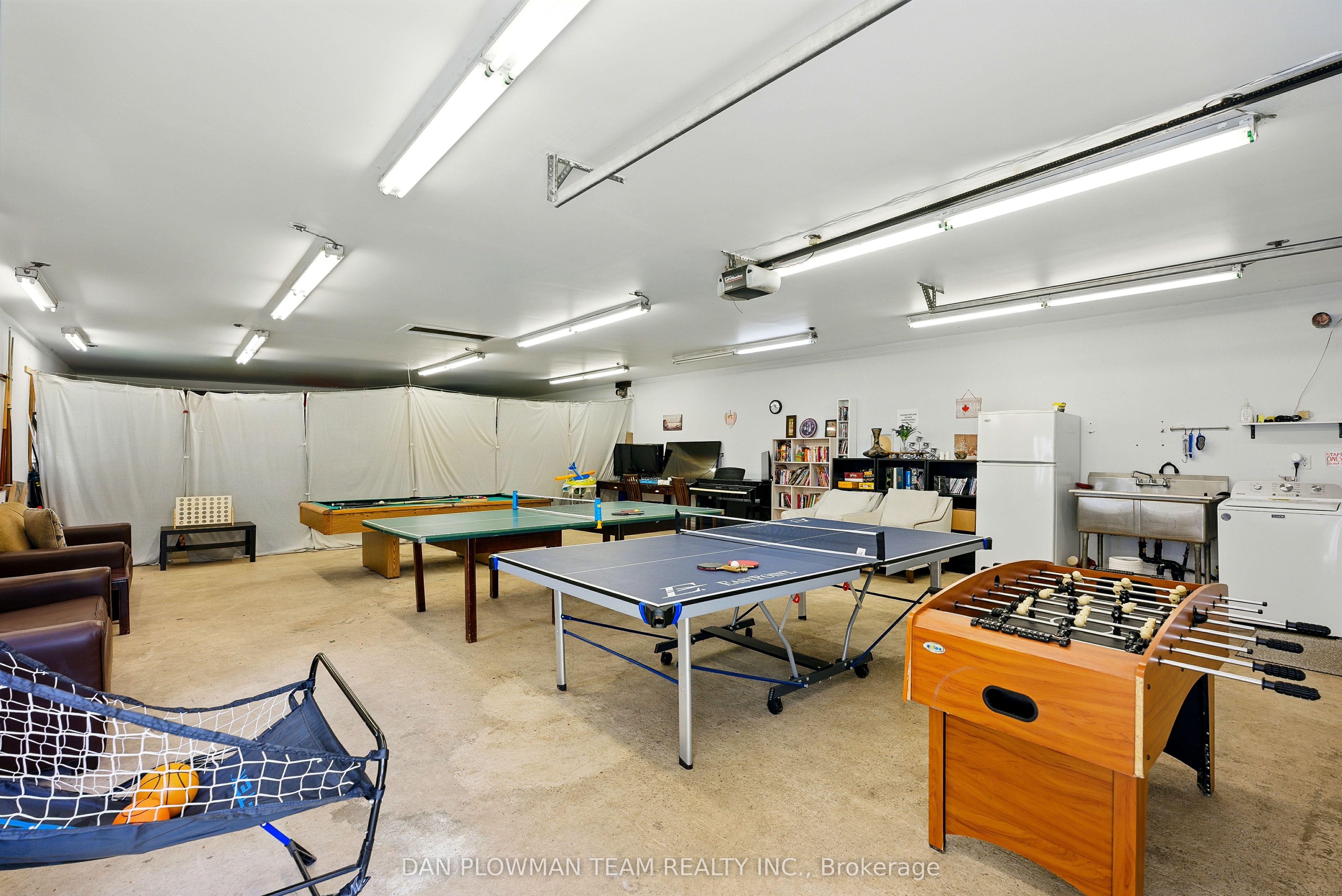 184 Chapman Drive Property Photo 45