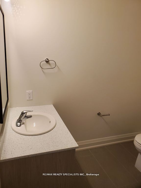 307 King Street E 206 Property Photo 5