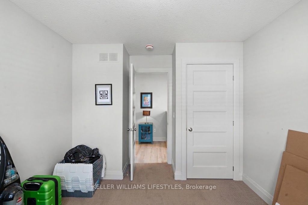 3025 Singleton Avenue 52 Property Photo 39