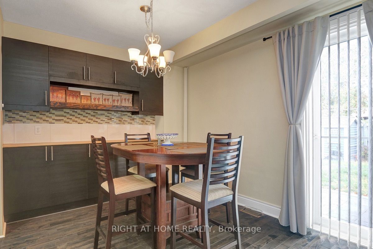 1736 Stoneboat Crescent Property Photo 8