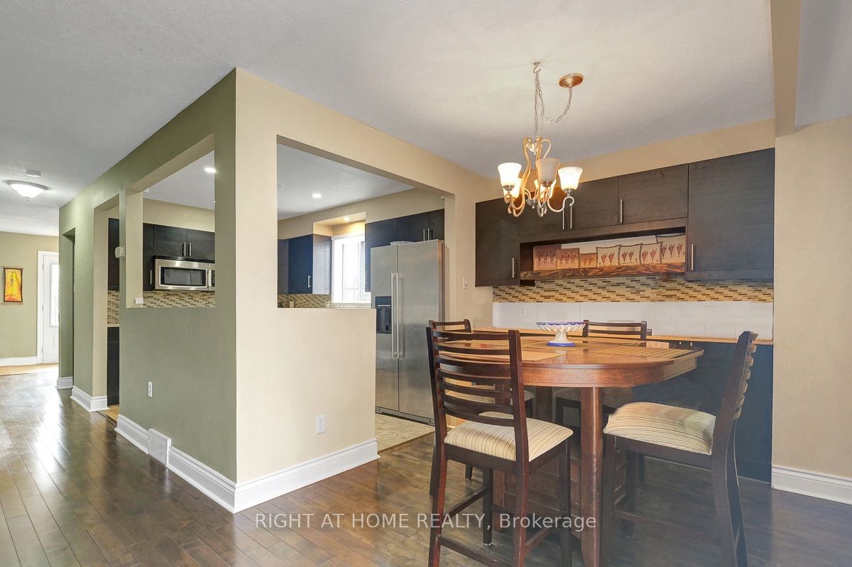1736 Stoneboat Crescent Property Photo 11