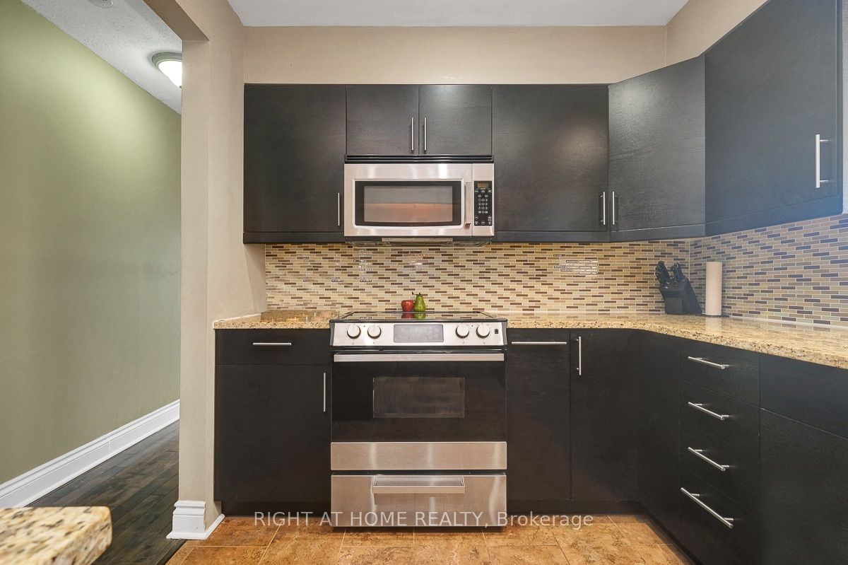 1736 Stoneboat Crescent Property Photo 13