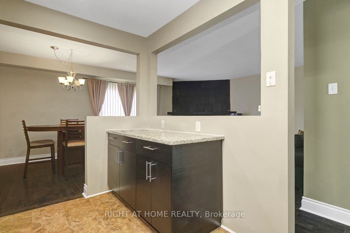 1736 Stoneboat Crescent Property Photo 16