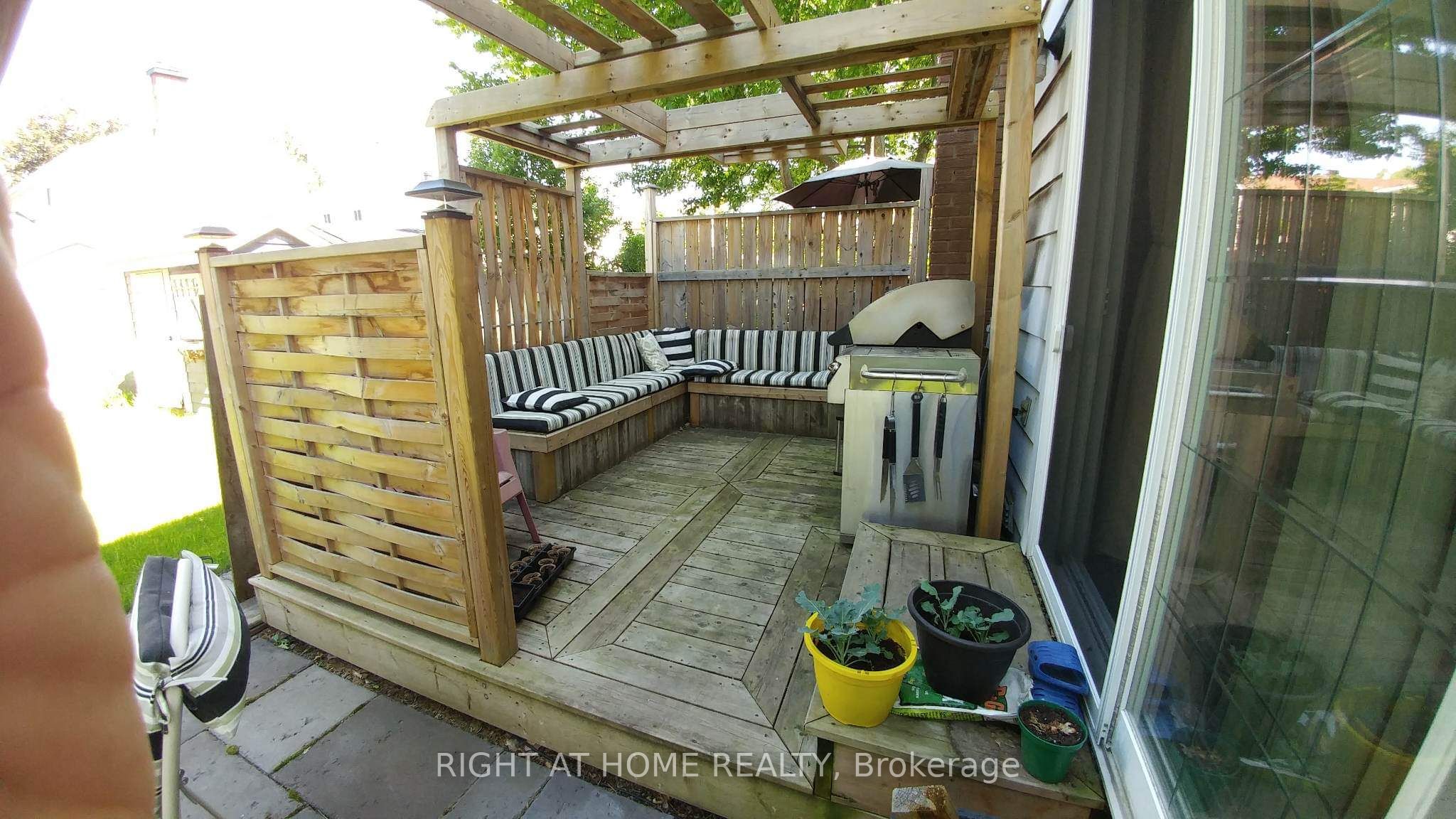1736 Stoneboat Crescent Property Photo 30