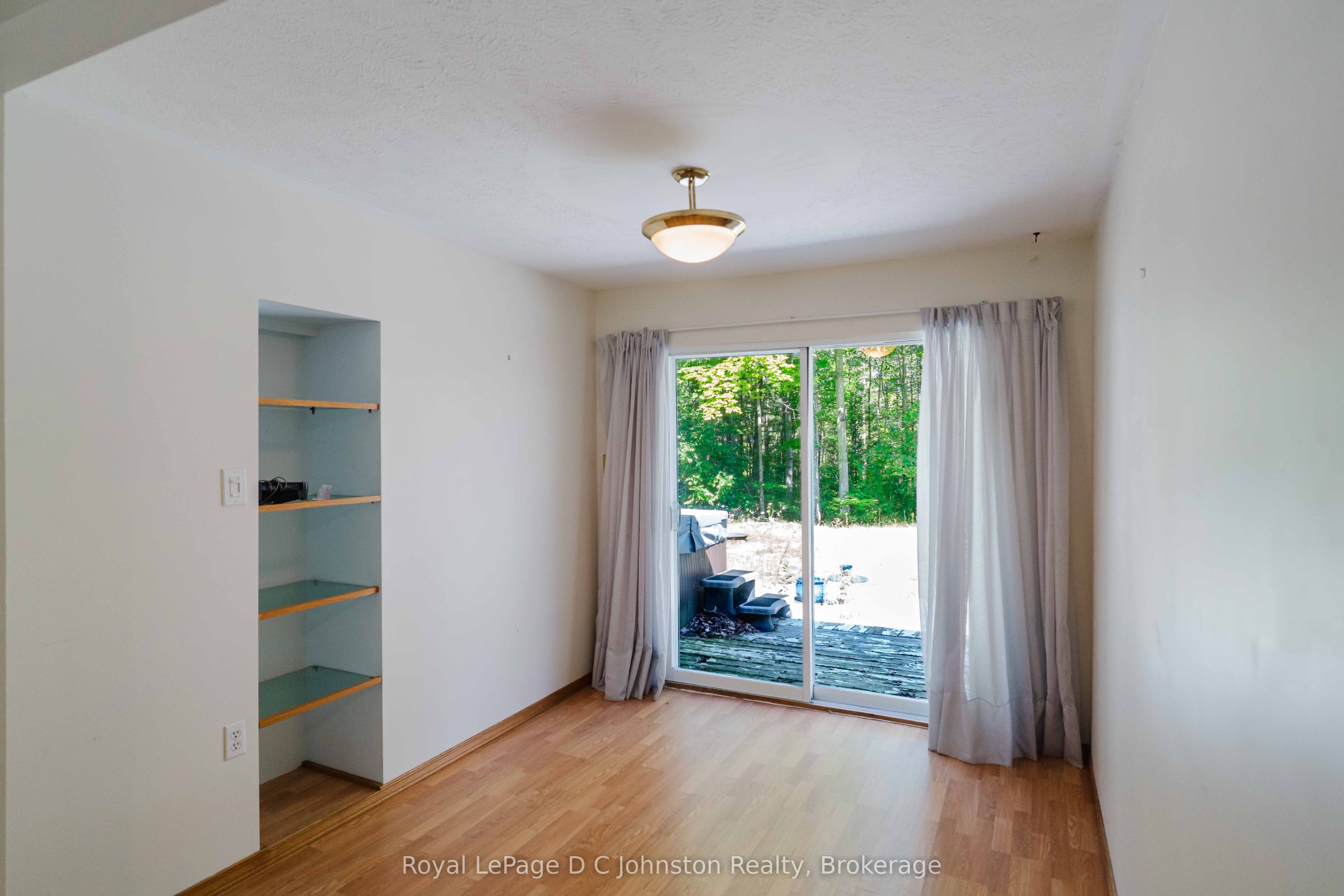 25 Avele Road Property Photo 17